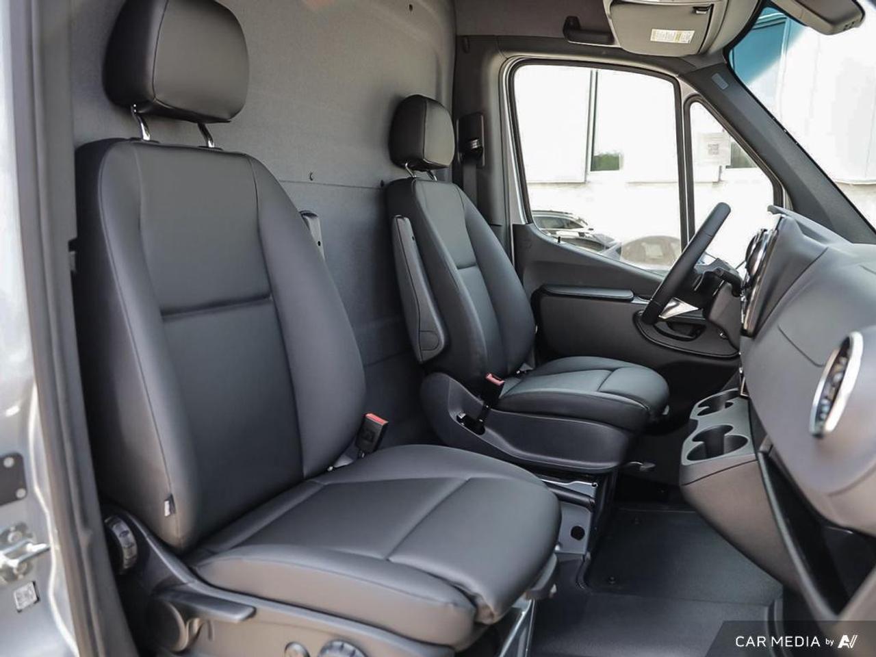 2025 Mercedes-Benz Sprinter 2500  Photo