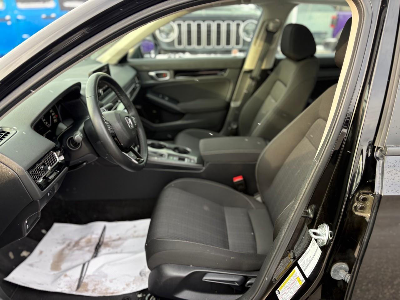 2023 Honda Civic EX 4dr Sedan Photo4