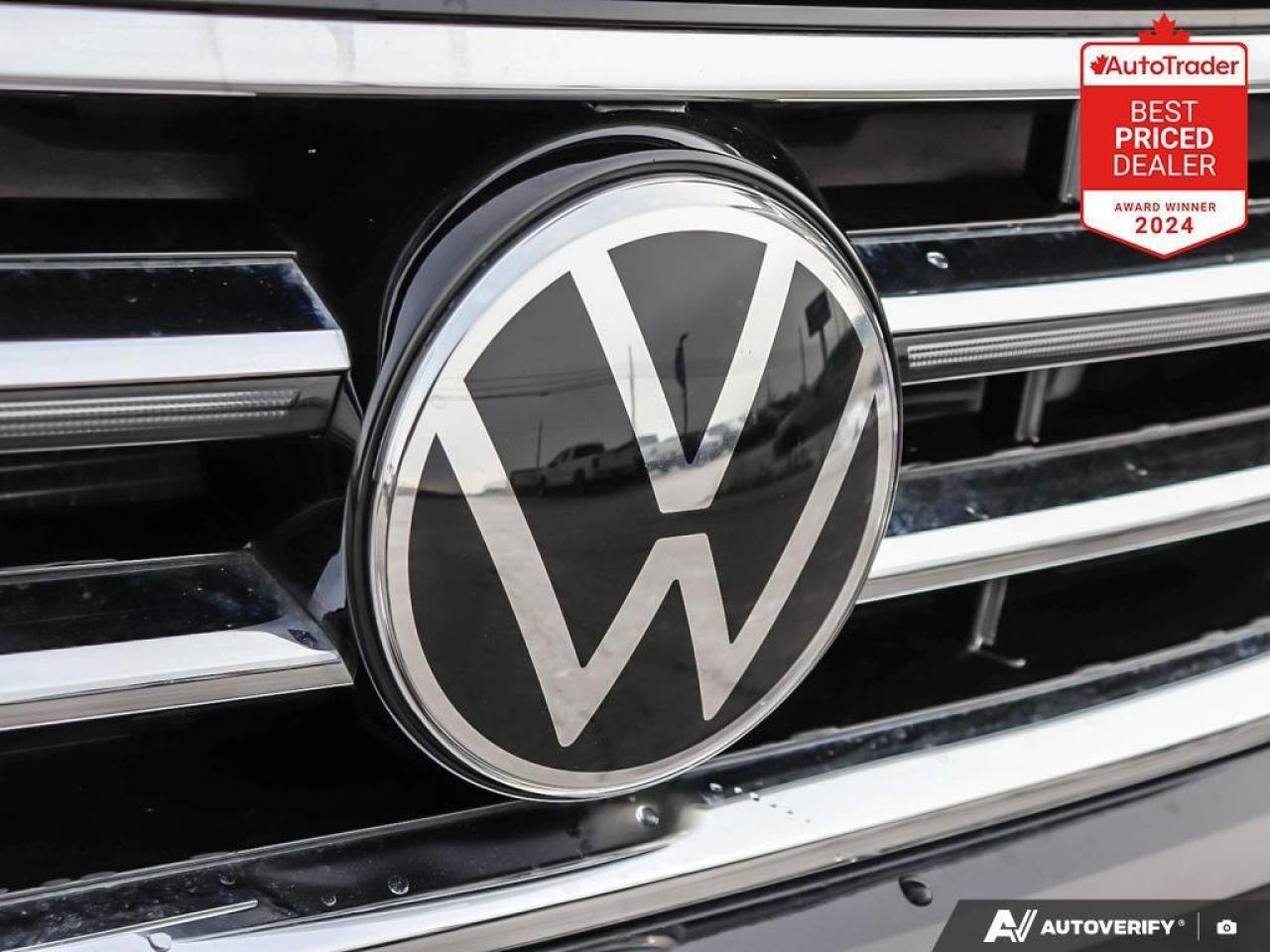 2022 Volkswagen Tiguan Highline R-LINE 4dr All-wheel Drive 4MOTION Photo