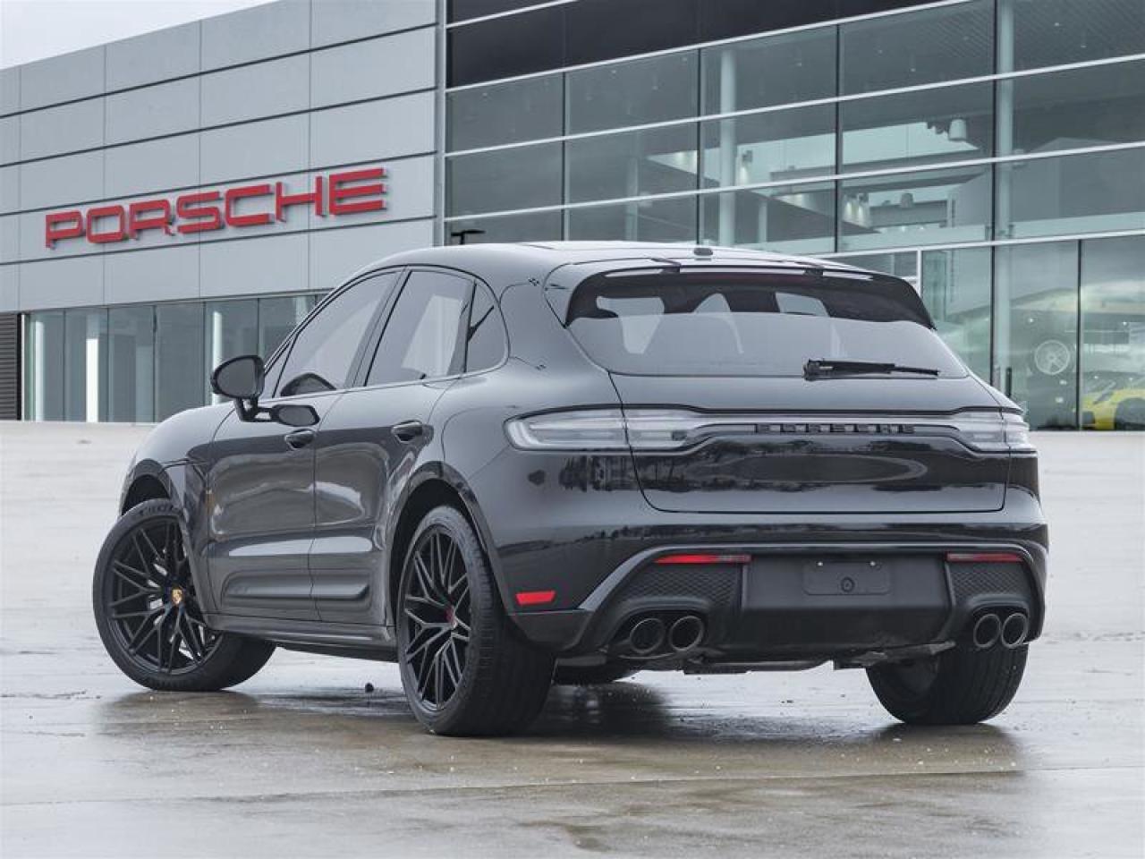 2024 Porsche Macan GTS AWD Premium Pkg Plus Burmester High-End Surrou Photo