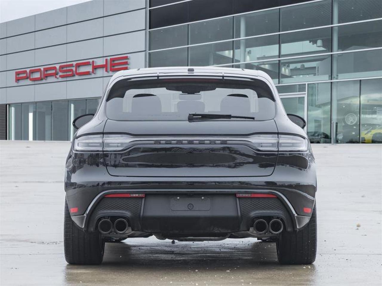 2024 Porsche Macan GTS AWD Premium Pkg Plus Burmester High-End Surrou Photo