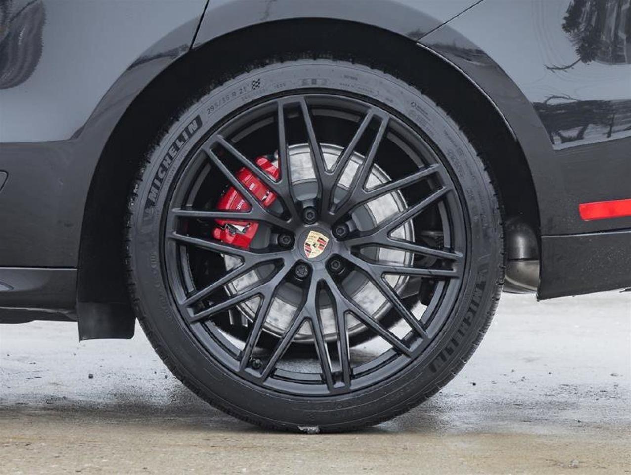 2024 Porsche Macan GTS AWD Premium Pkg Plus Burmester High-End Surrou Photo