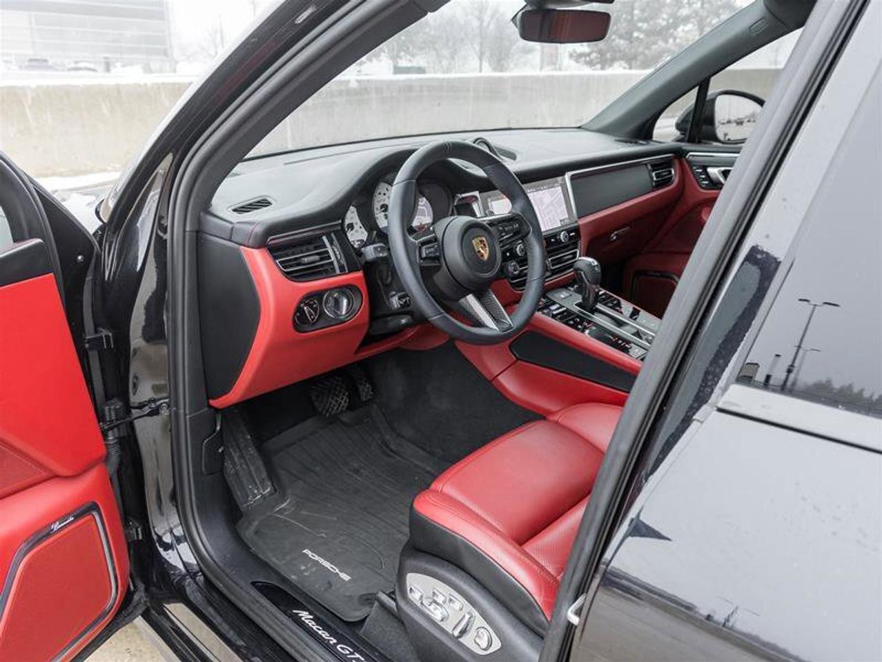 2024 Porsche Macan GTS AWD Premium Pkg Plus Burmester High-End Surrou Photo