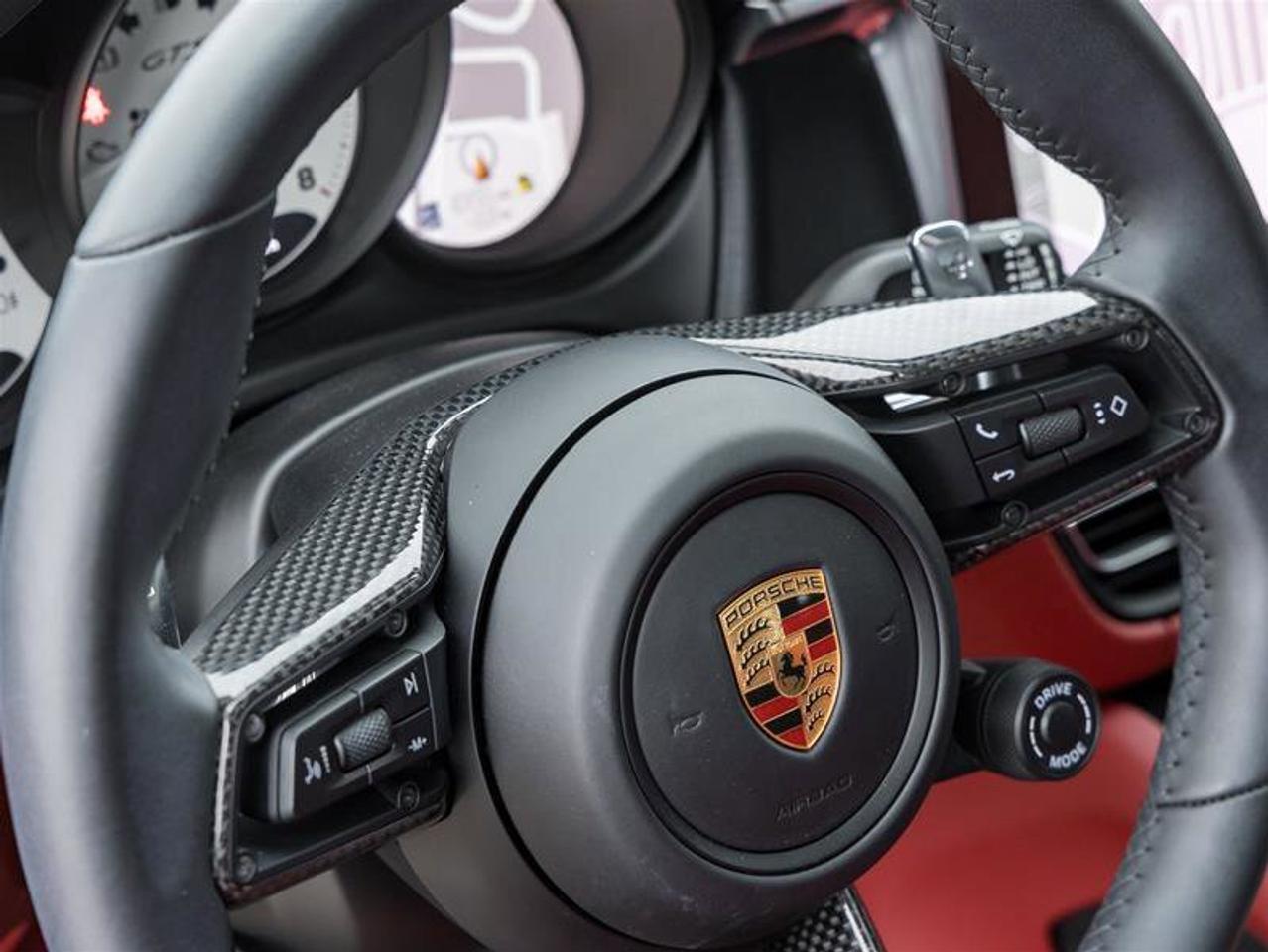 2024 Porsche Macan GTS AWD Premium Pkg Plus Burmester High-End Surrou Photo