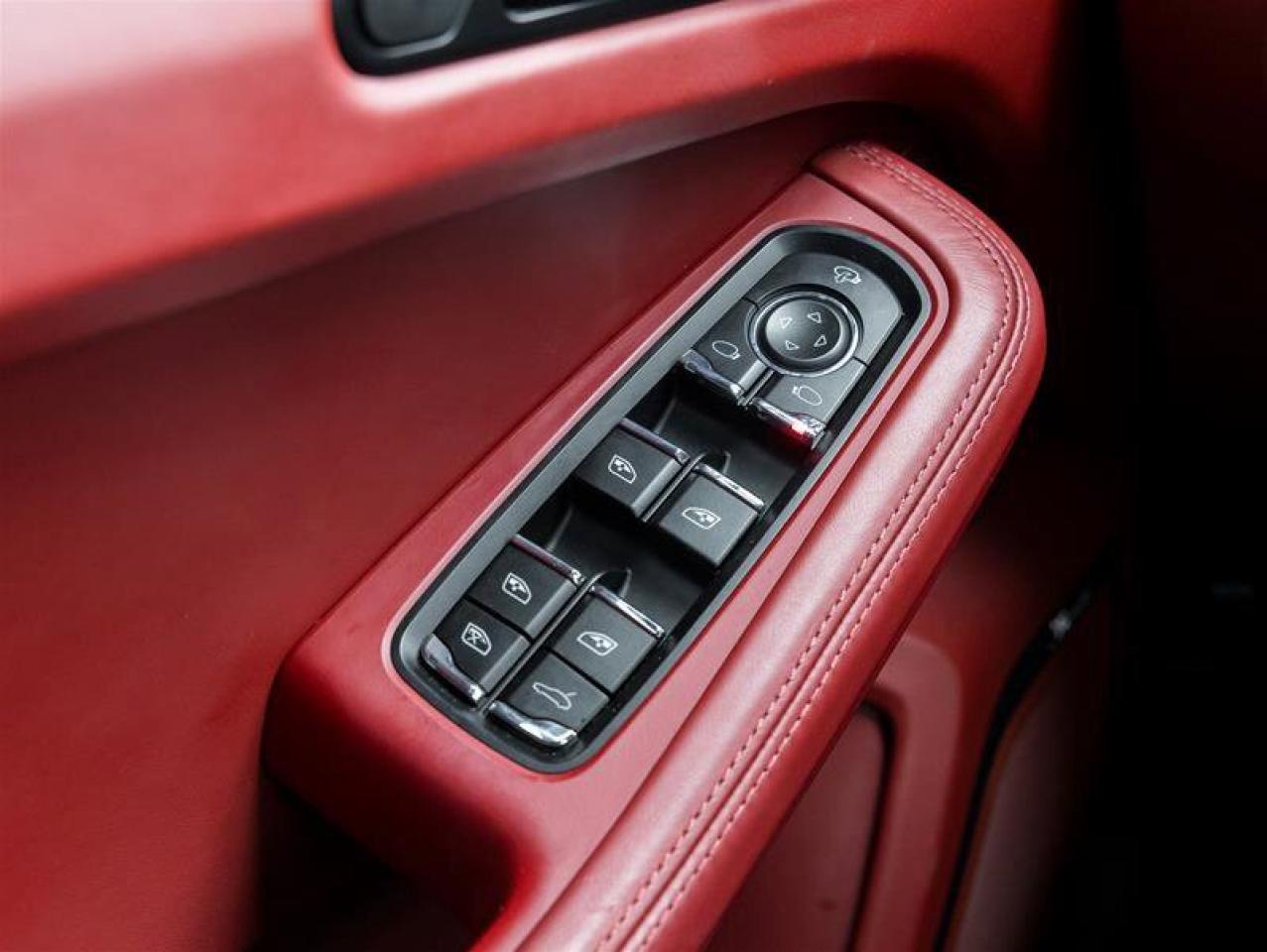 2024 Porsche Macan GTS AWD Premium Pkg Plus Burmester High-End Surrou Photo