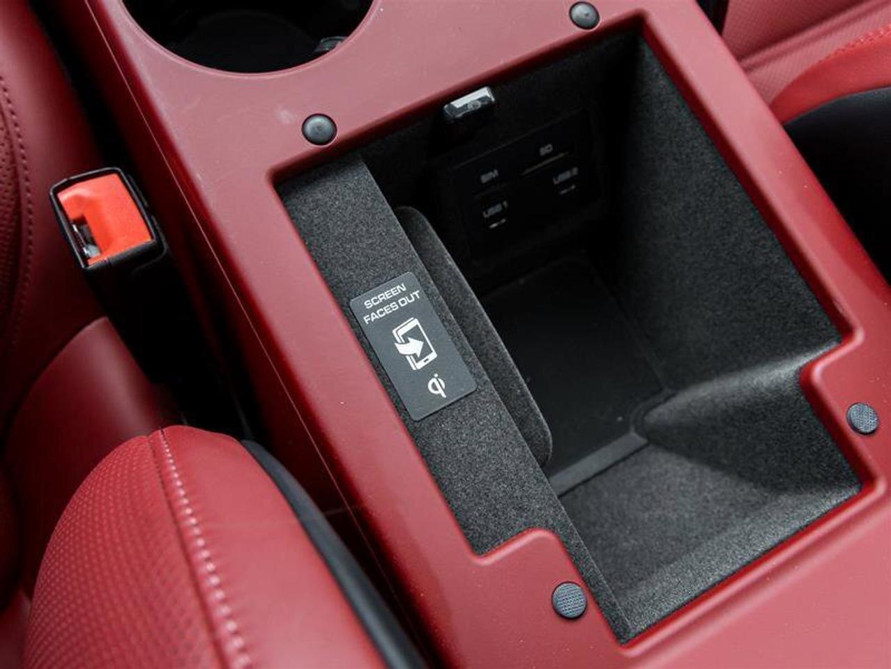 2024 Porsche Macan GTS AWD Premium Pkg Plus Burmester High-End Surrou Photo