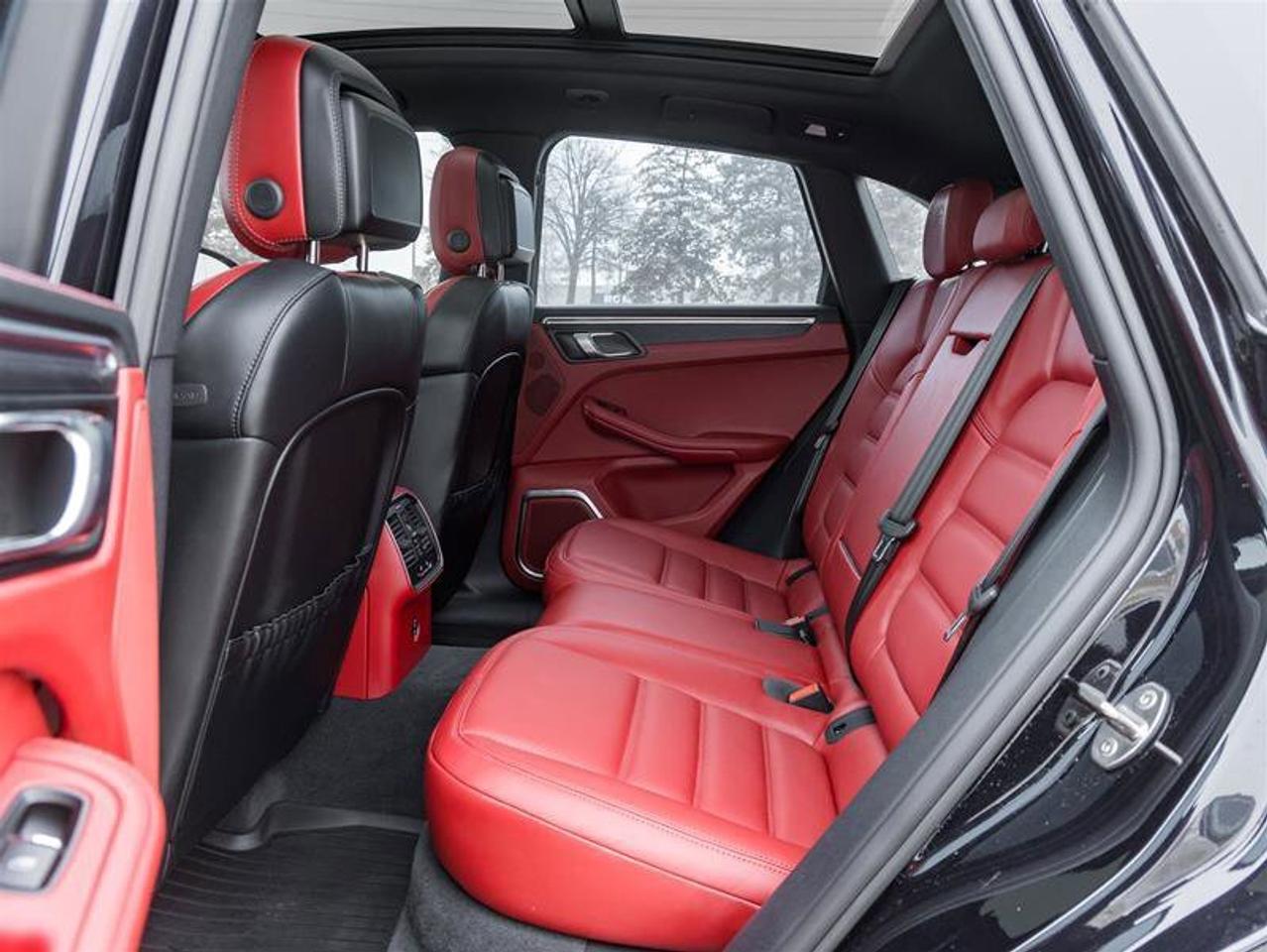 2024 Porsche Macan GTS AWD Premium Pkg Plus Burmester High-End Surrou Photo