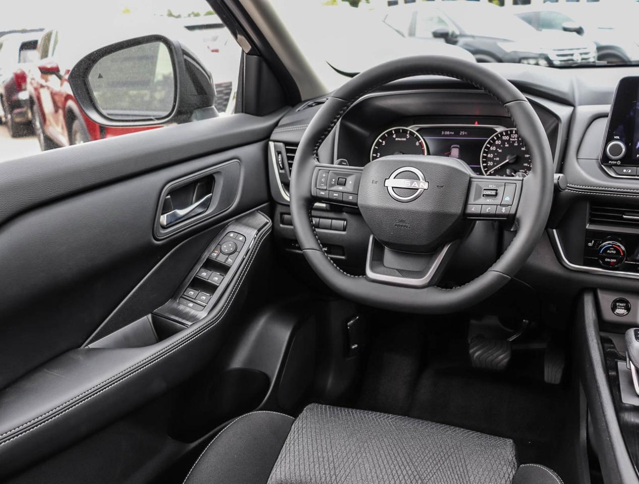 2025 Nissan Rogue SV Moonroof GREAT RATES/GREAT DEAL Photo