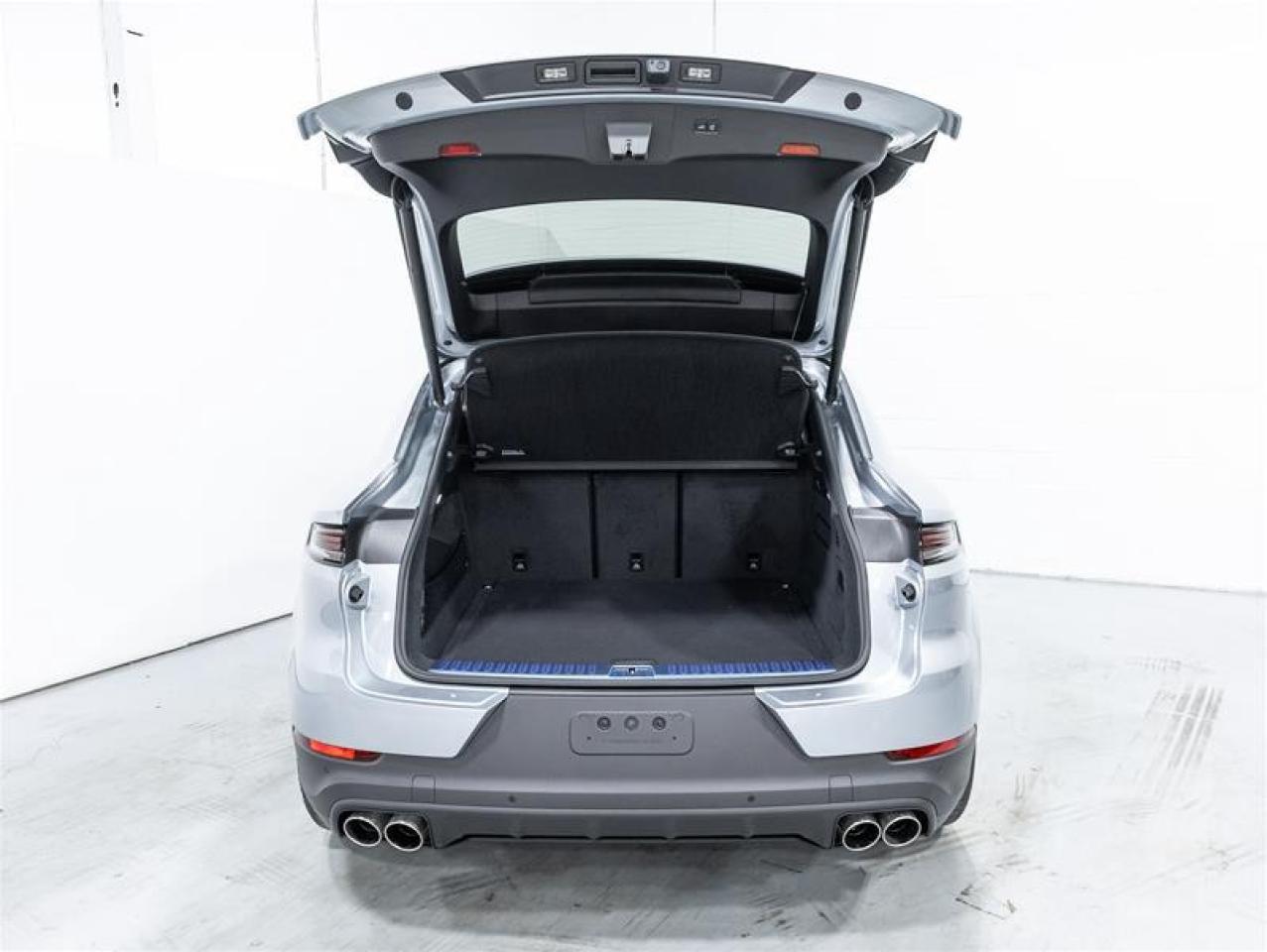 2026 Porsche Cayenne  Photo