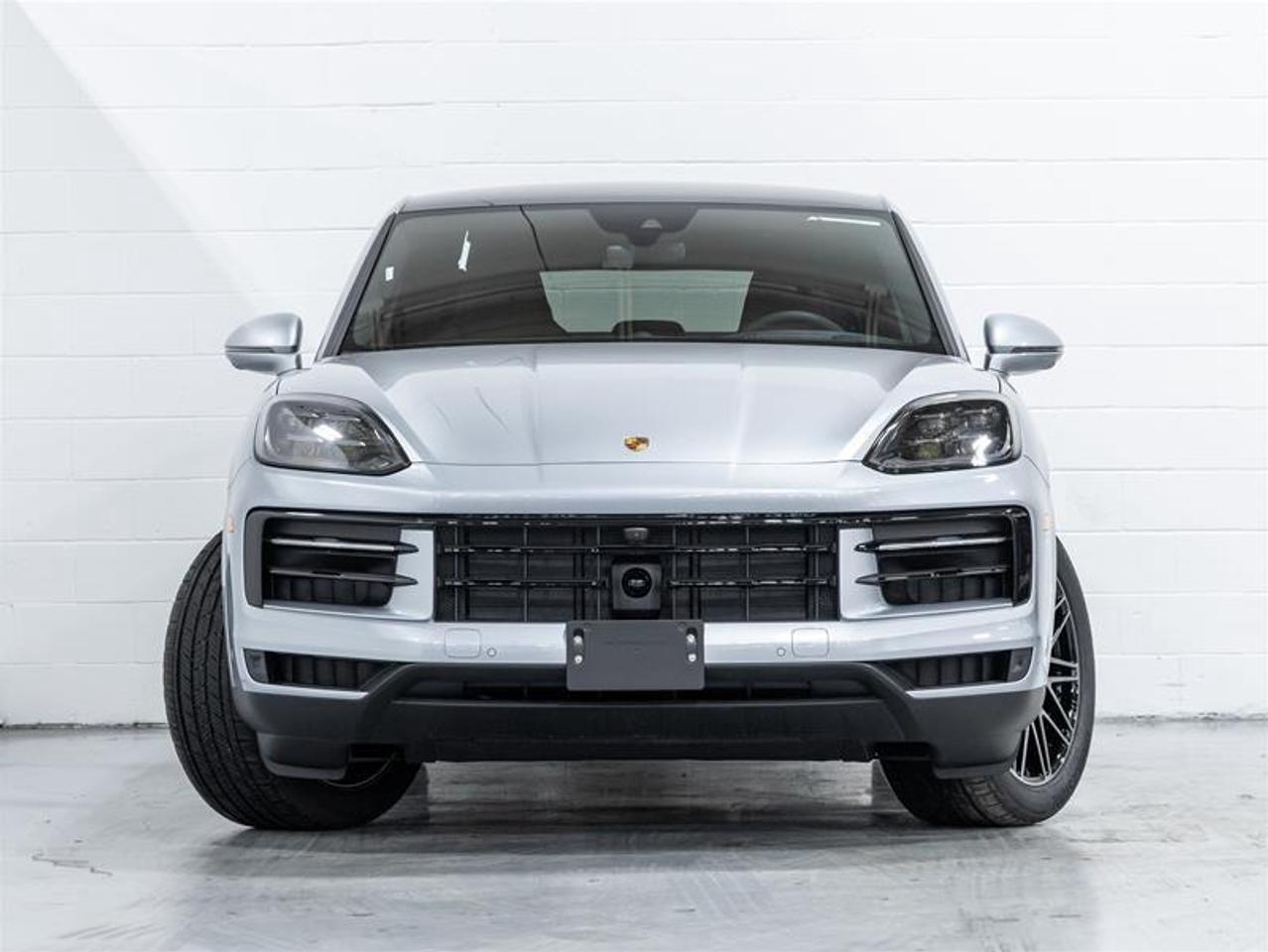 2026 Porsche Cayenne  Photo5