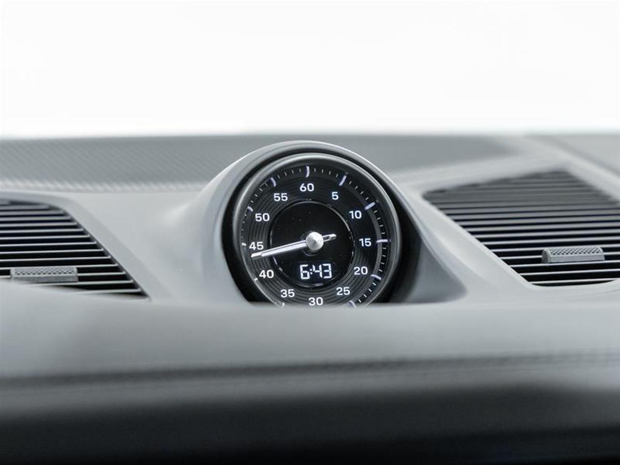 2026 Porsche Cayenne  Photo