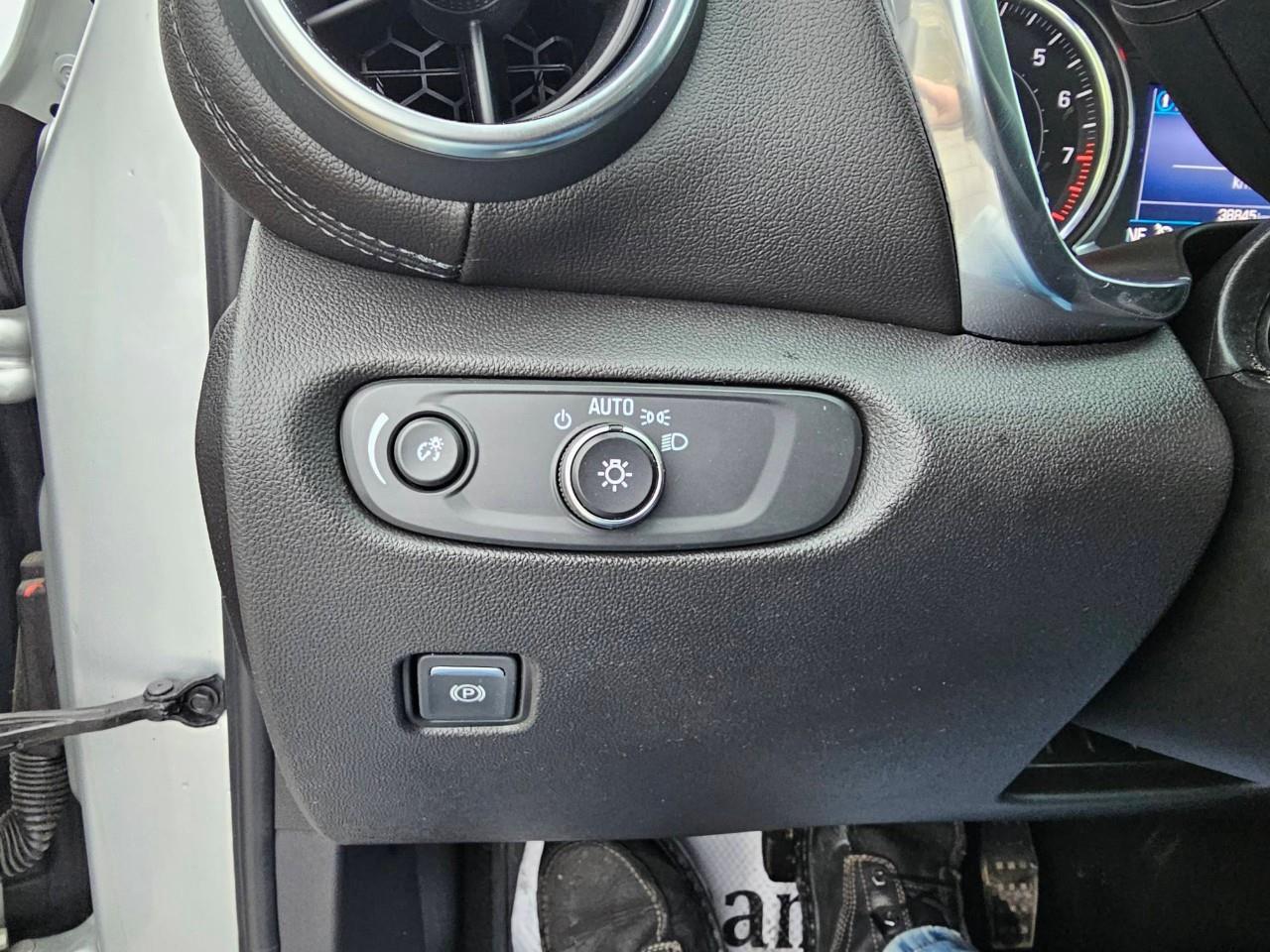 2021 Chevrolet Blazer LT All-Wheel Drive Photo