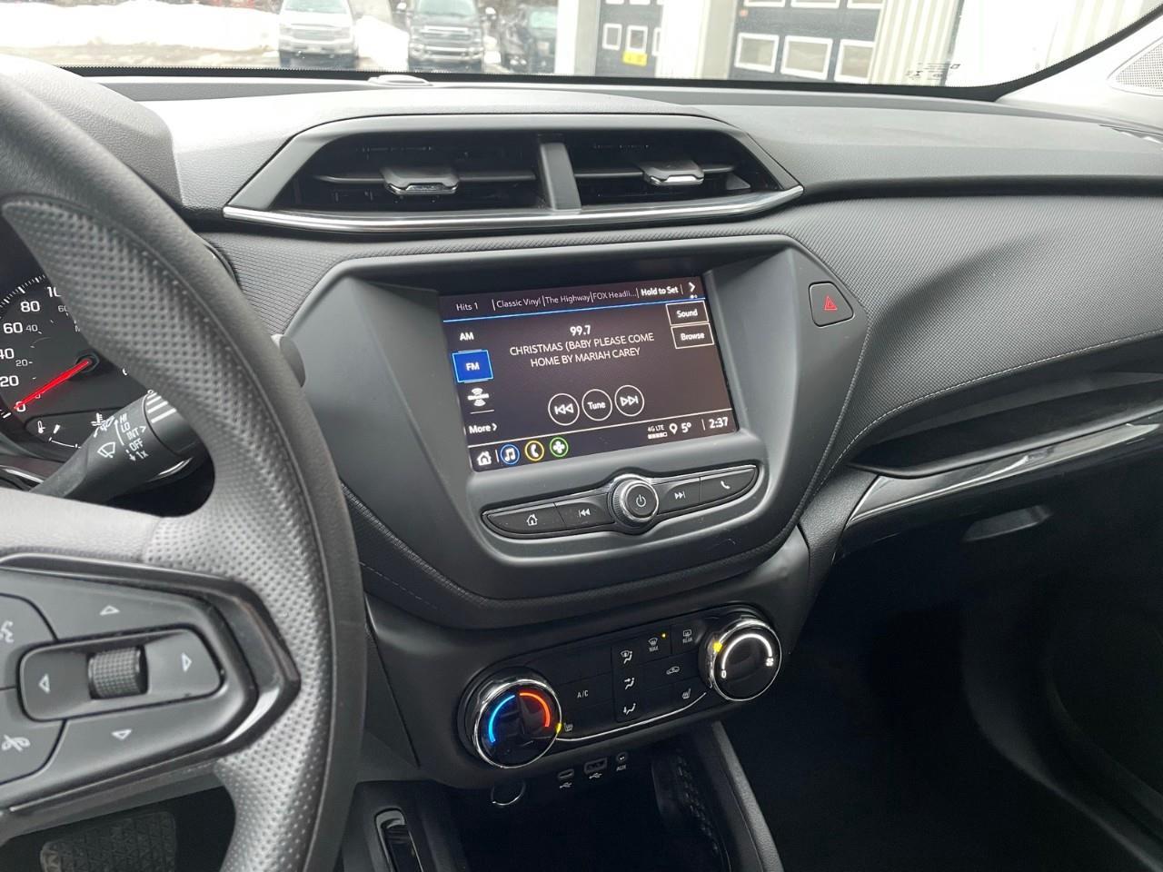 2023 Chevrolet TrailBlazer LT All-Wheel Drive Photo