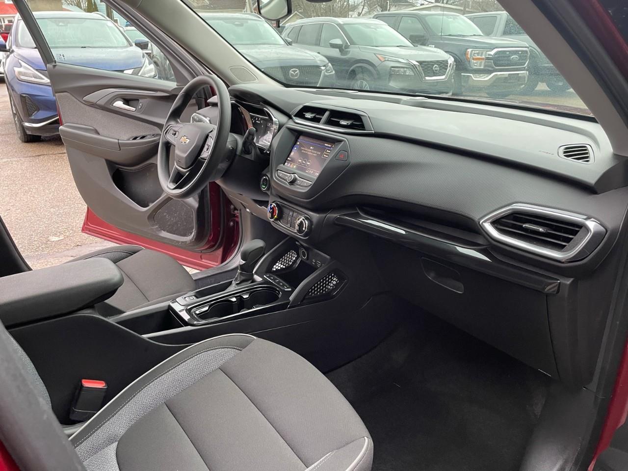 2023 Chevrolet TrailBlazer LT All-Wheel Drive Photo