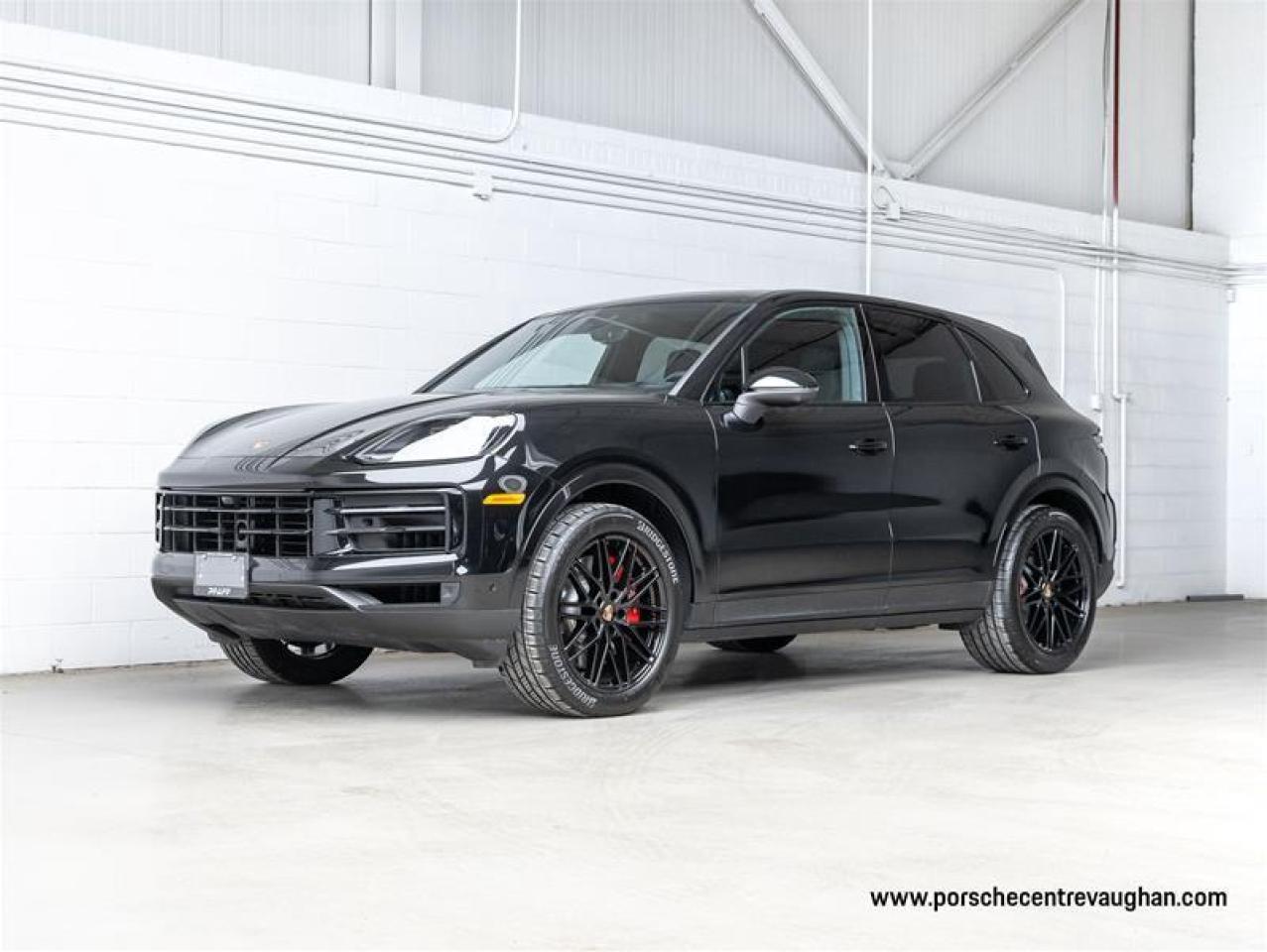 2025 Porsche Cayenne  Photo0