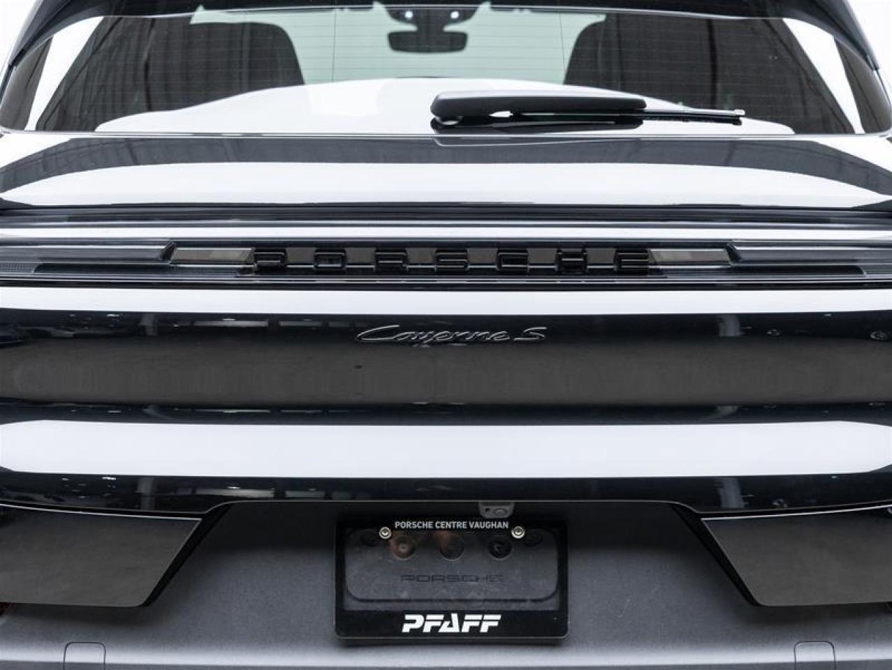 2025 Porsche Cayenne  Photo