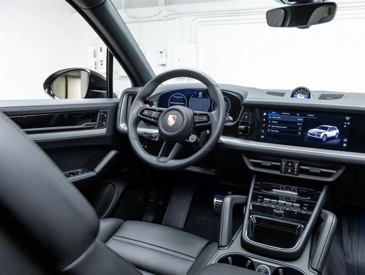 2025 Porsche Cayenne  Photo