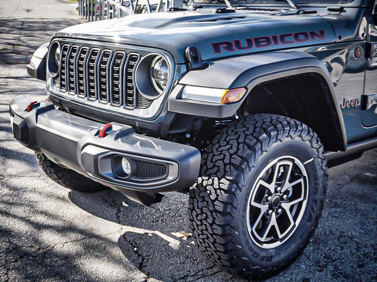 2026 Jeep Wrangler  Photo3