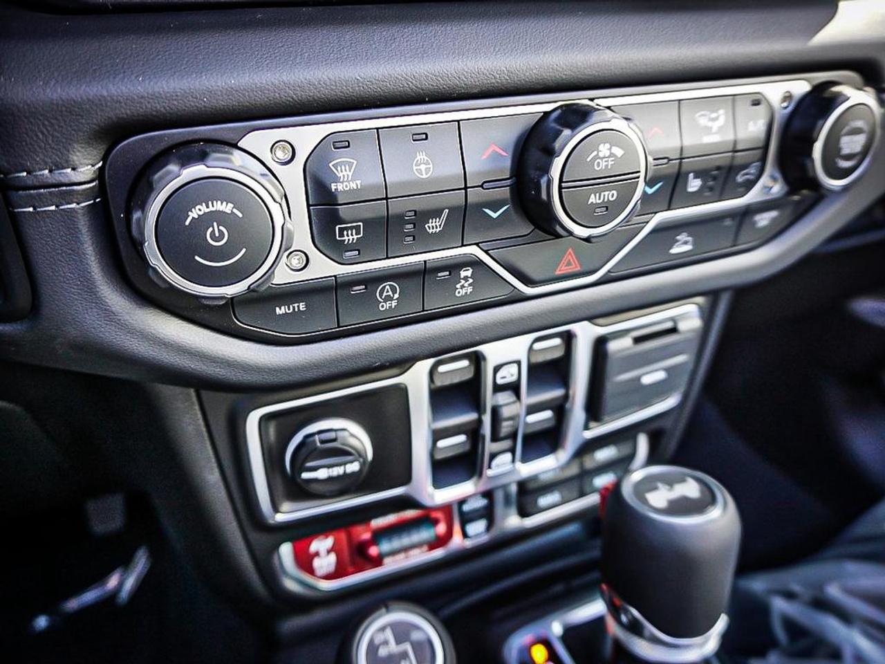 2026 Jeep Wrangler  Photo
