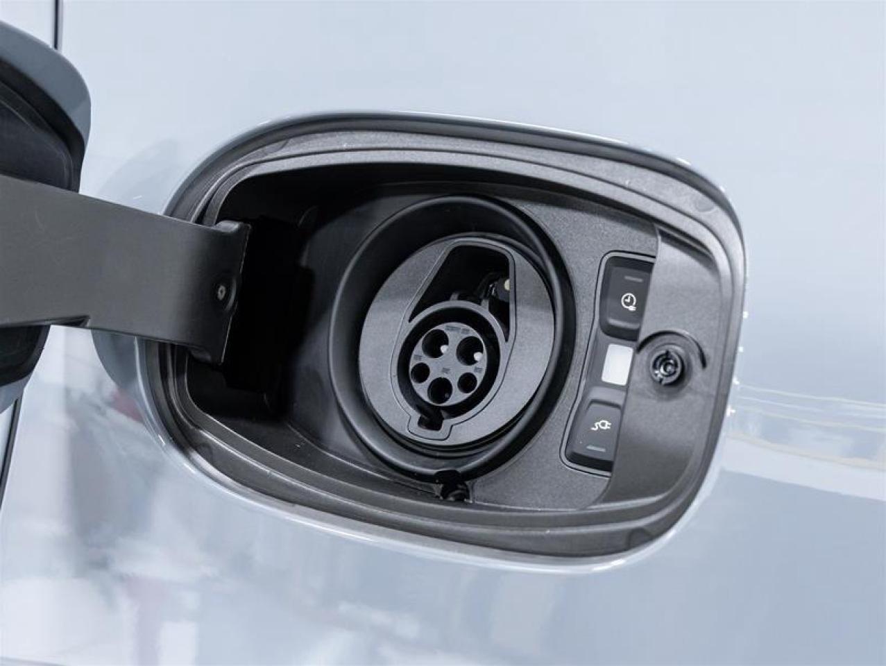 2026 Porsche Cayenne  Photo