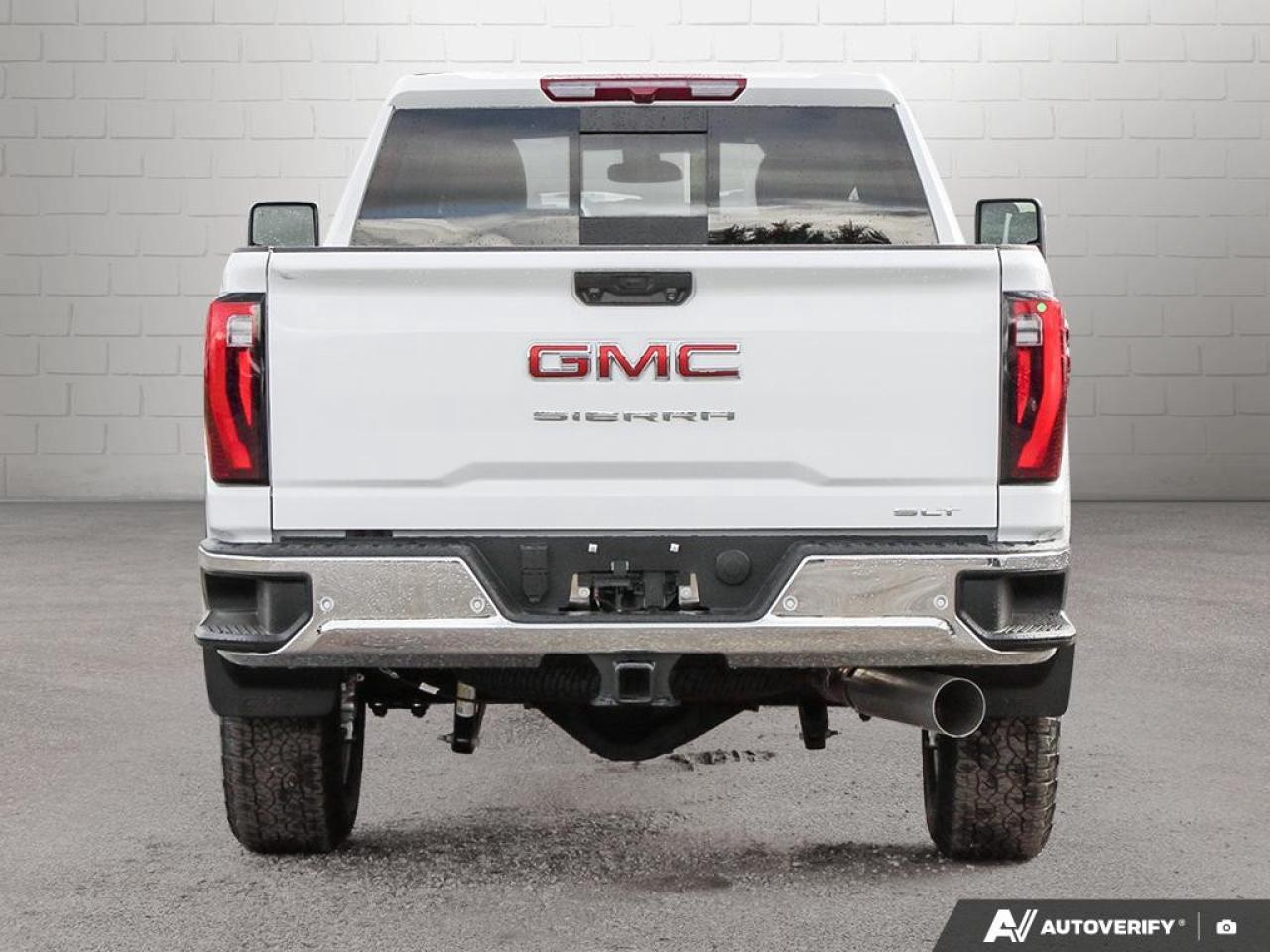 2026 GMC SIERRA 2500HD Crew Cab Standard Box 4-Wheel Drive SLT Photo