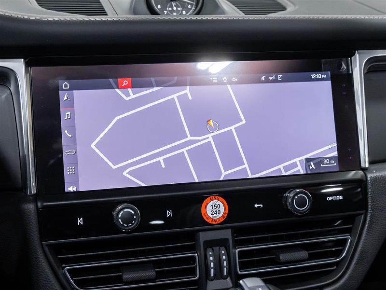 2026 Porsche Macan  Photo