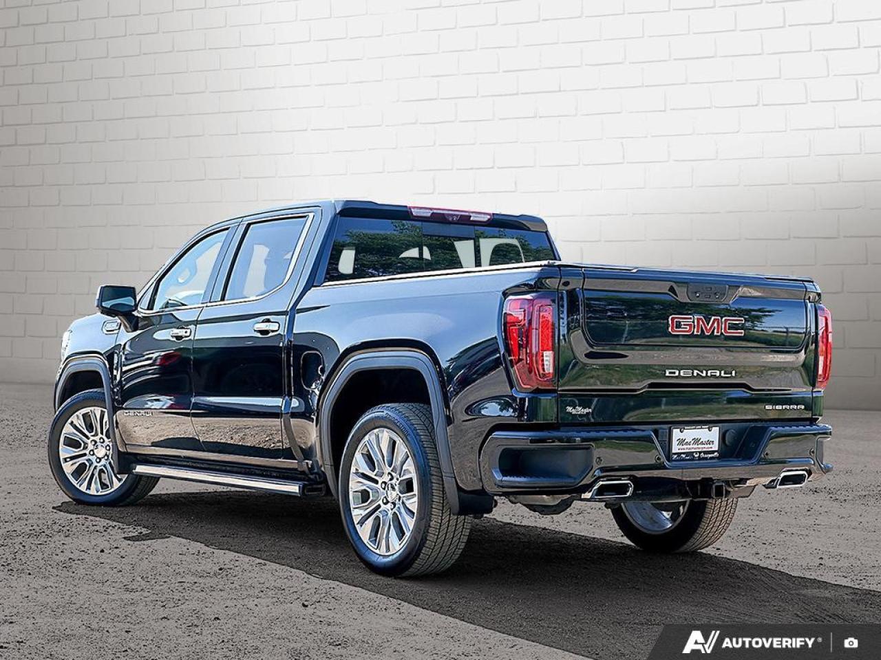 2022 GMC Sierra 1500 Limited Crew Cab Short Box 4-Wheel Drive Denali Photo2