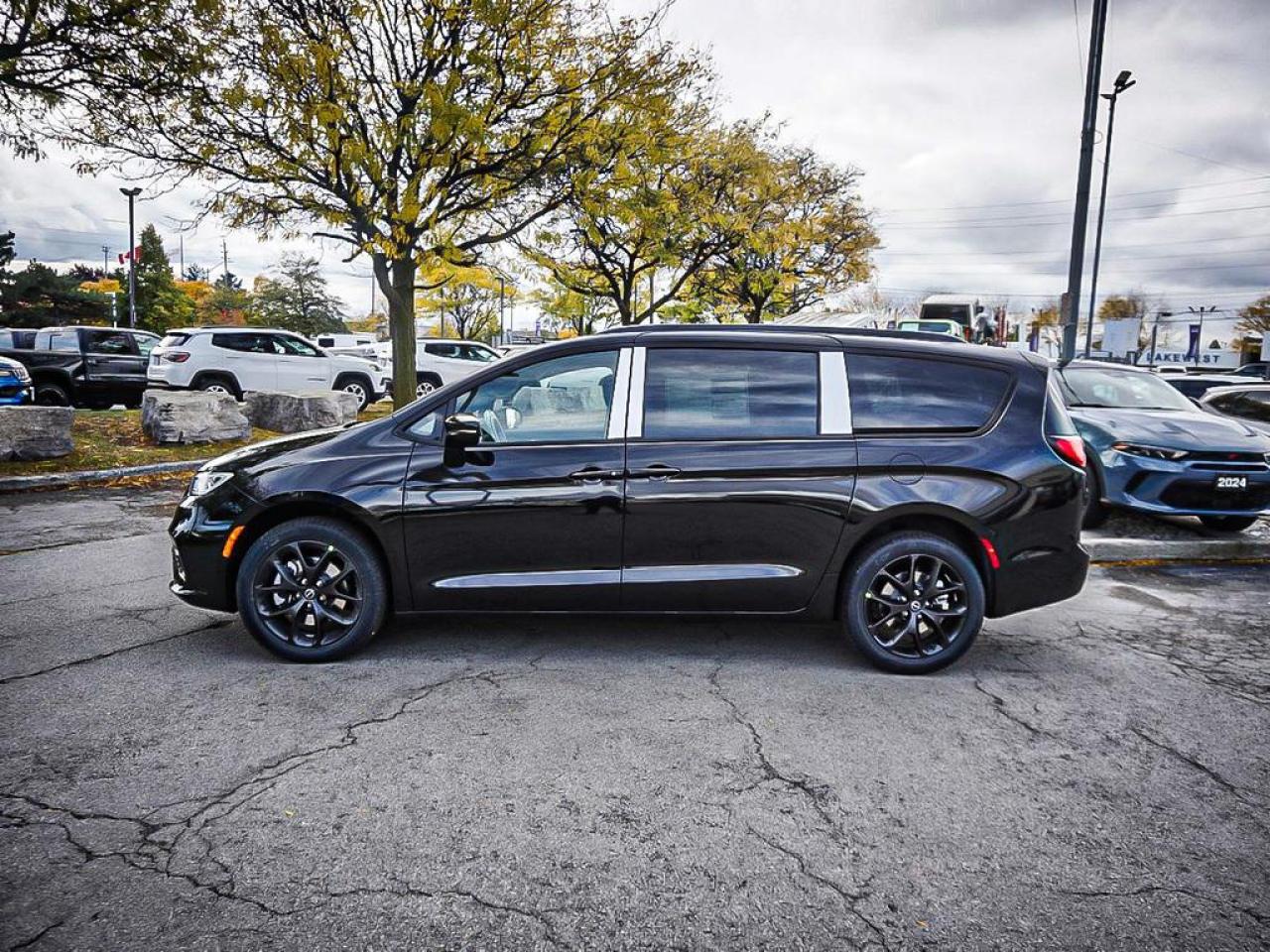 2026 Chrysler Pacifica  Photo