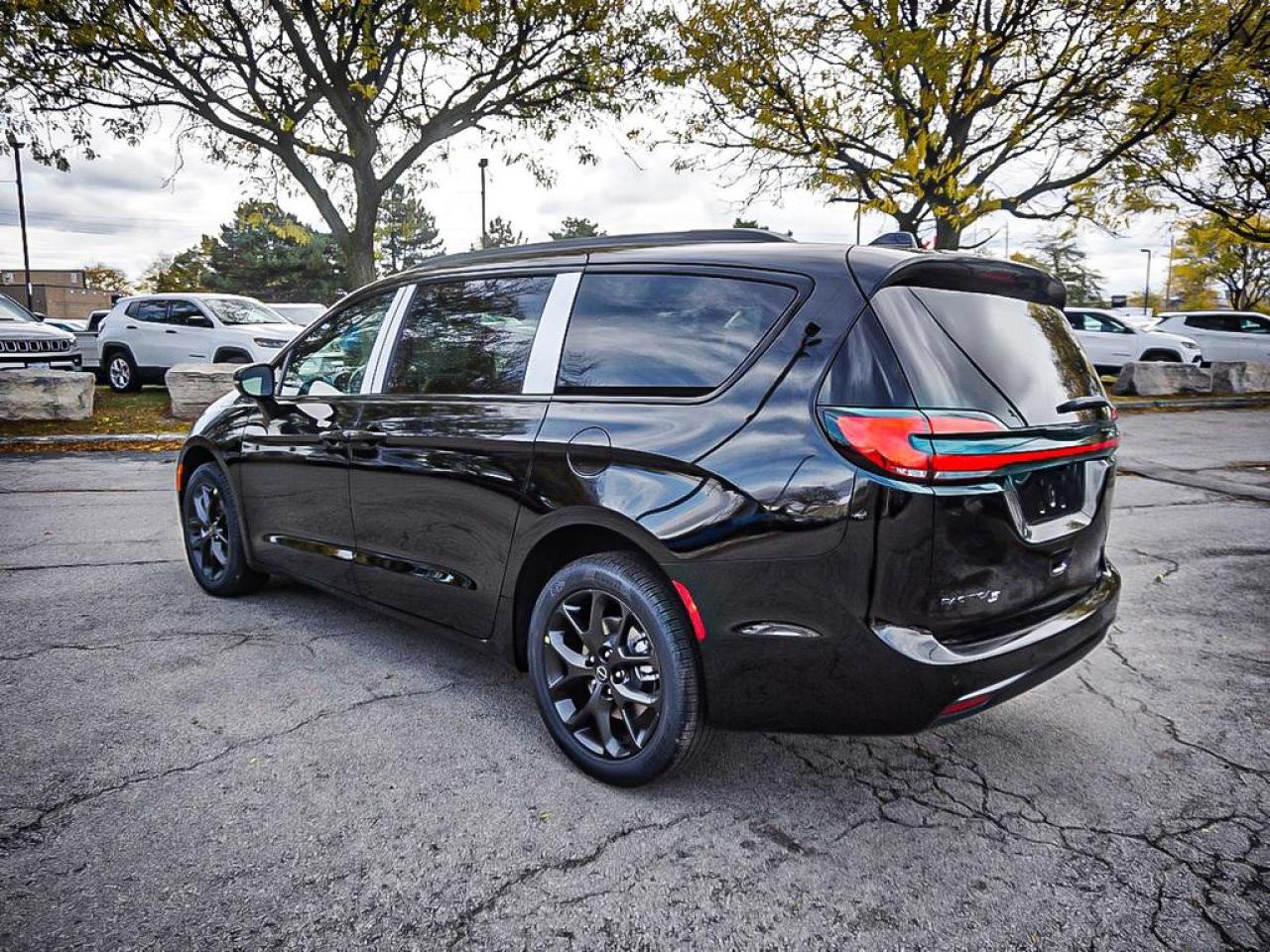 2026 Chrysler Pacifica  Photo