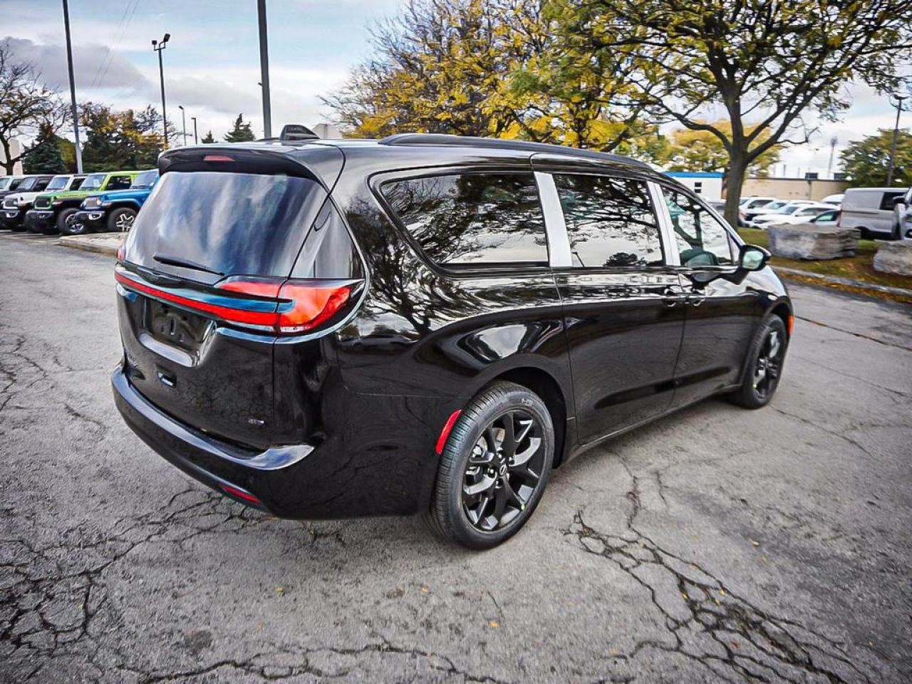 2026 Chrysler Pacifica  Photo