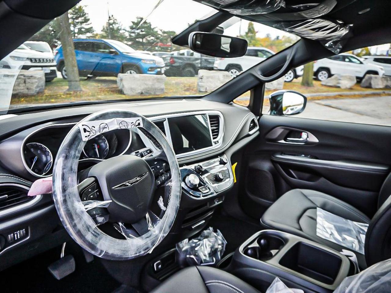 2026 Chrysler Pacifica  Photo