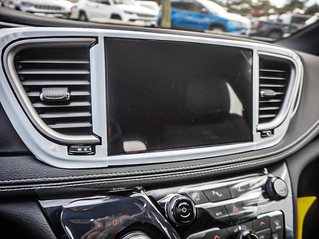 2026 Chrysler Pacifica  Photo