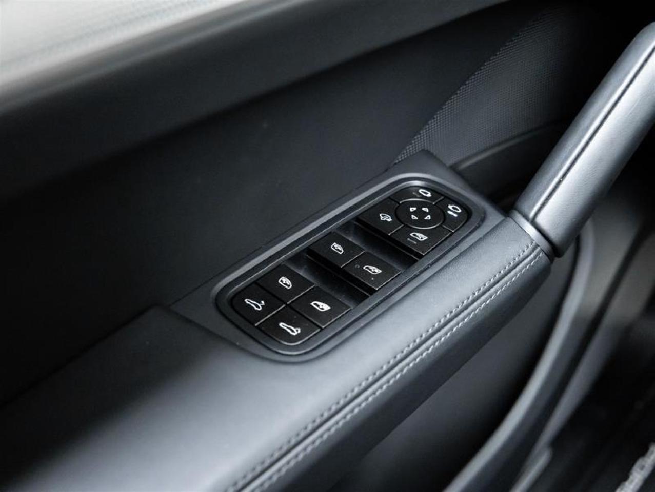 2026 Porsche Cayenne  Photo