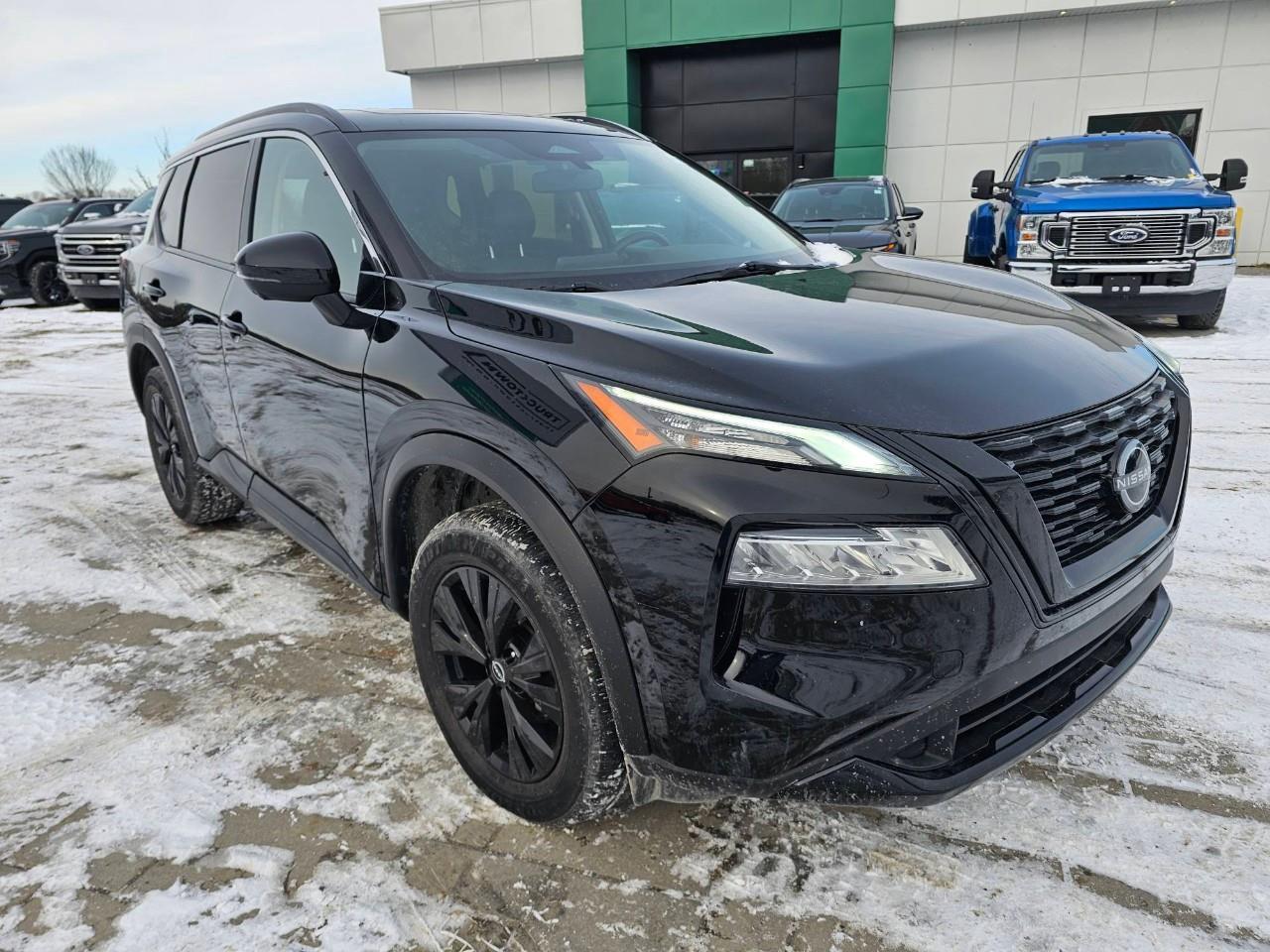 2023 Nissan Rogue SV Midnight Edition 4dr All-Wheel Drive Sport Utility Photo2