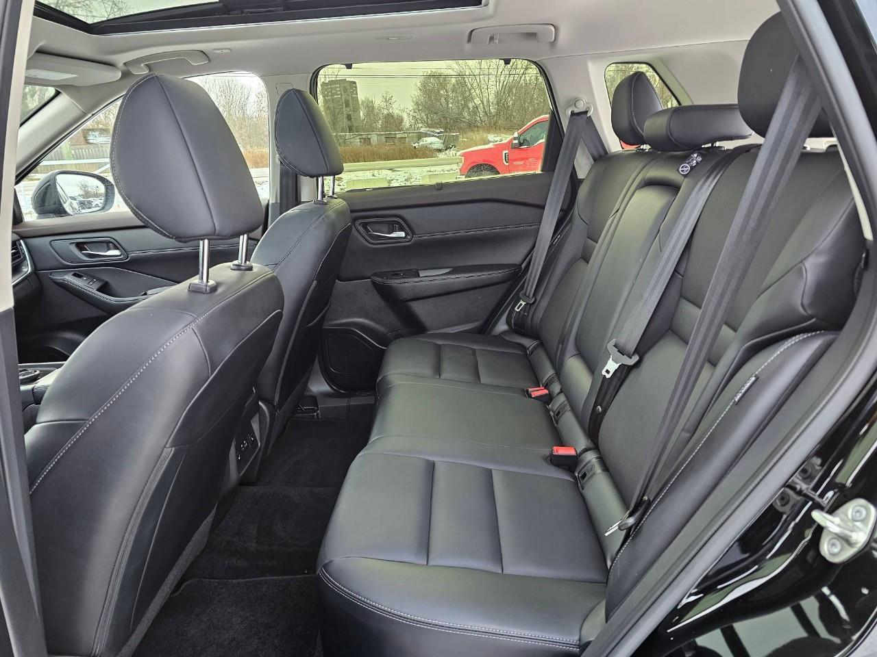 2023 Nissan Rogue SV Midnight Edition 4dr All-Wheel Drive Sport Utility Photo