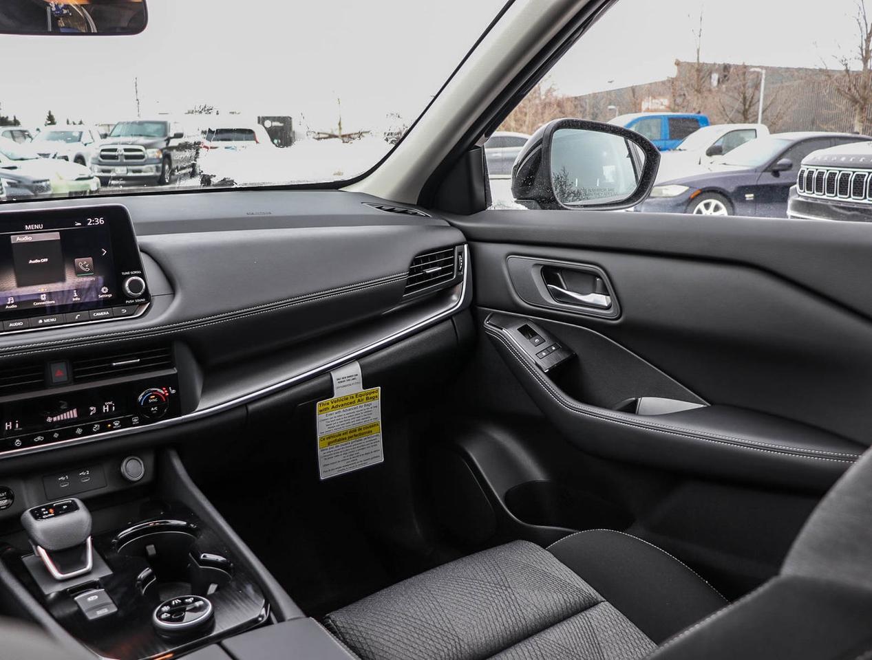2025 Nissan Rogue SV Moonroof HEATED STEERING   PANO ROOF   POWER SE Photo