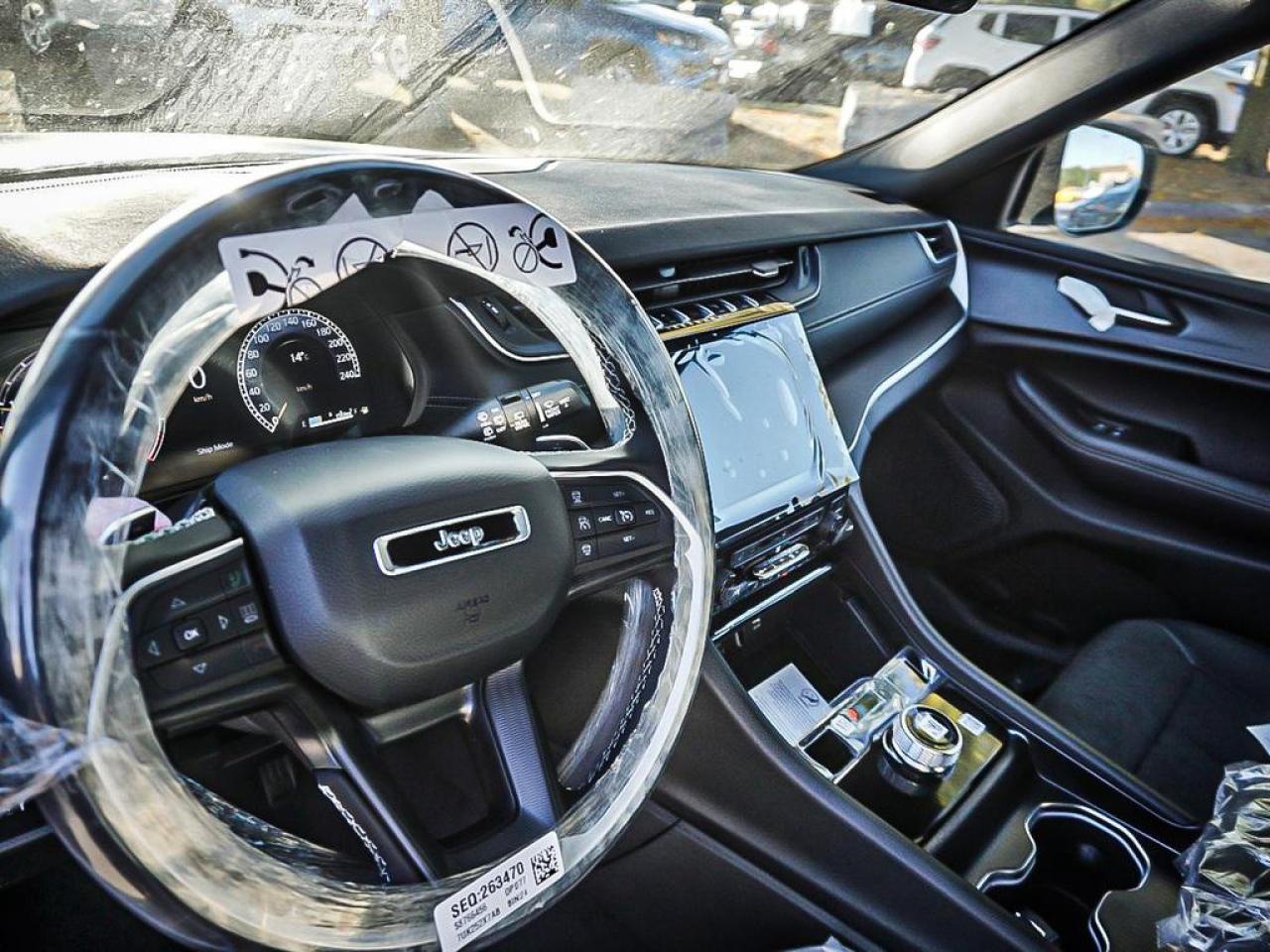 2025 Jeep Grand Cherokee L  Photo