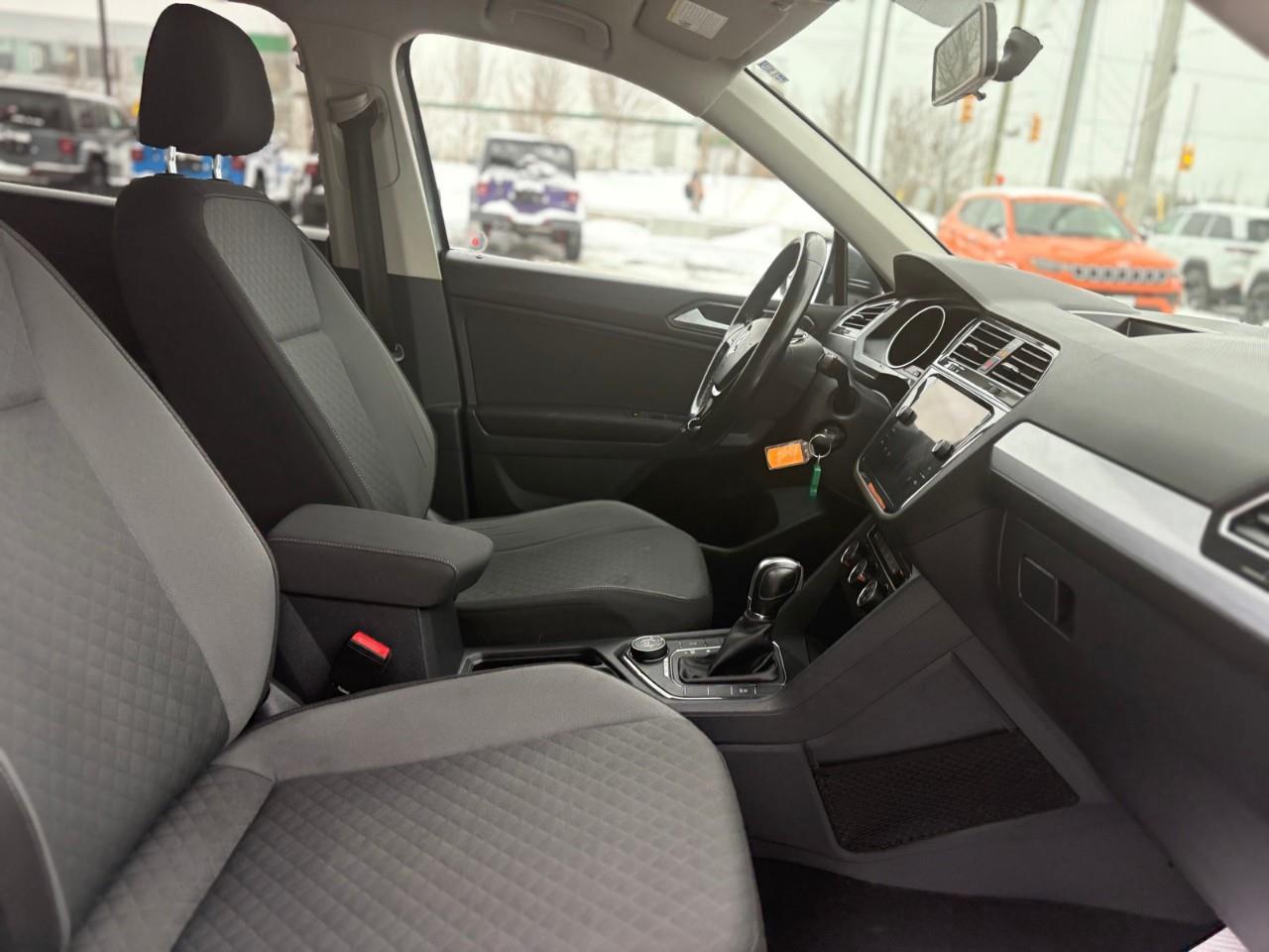 2018 Volkswagen Tiguan Trendline 4dr All-wheel Drive 4MOTION Photo