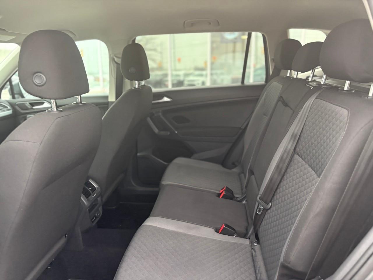 2018 Volkswagen Tiguan Trendline 4dr All-wheel Drive 4MOTION Photo