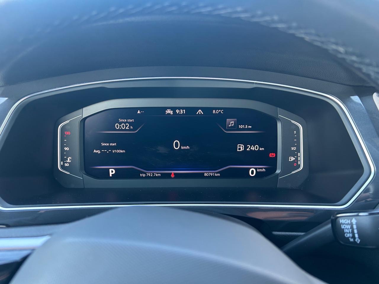 2022 Volkswagen Tiguan Comfortline R-Line Black Edition 4dr All-Wheel Drive 4MOTION Photo