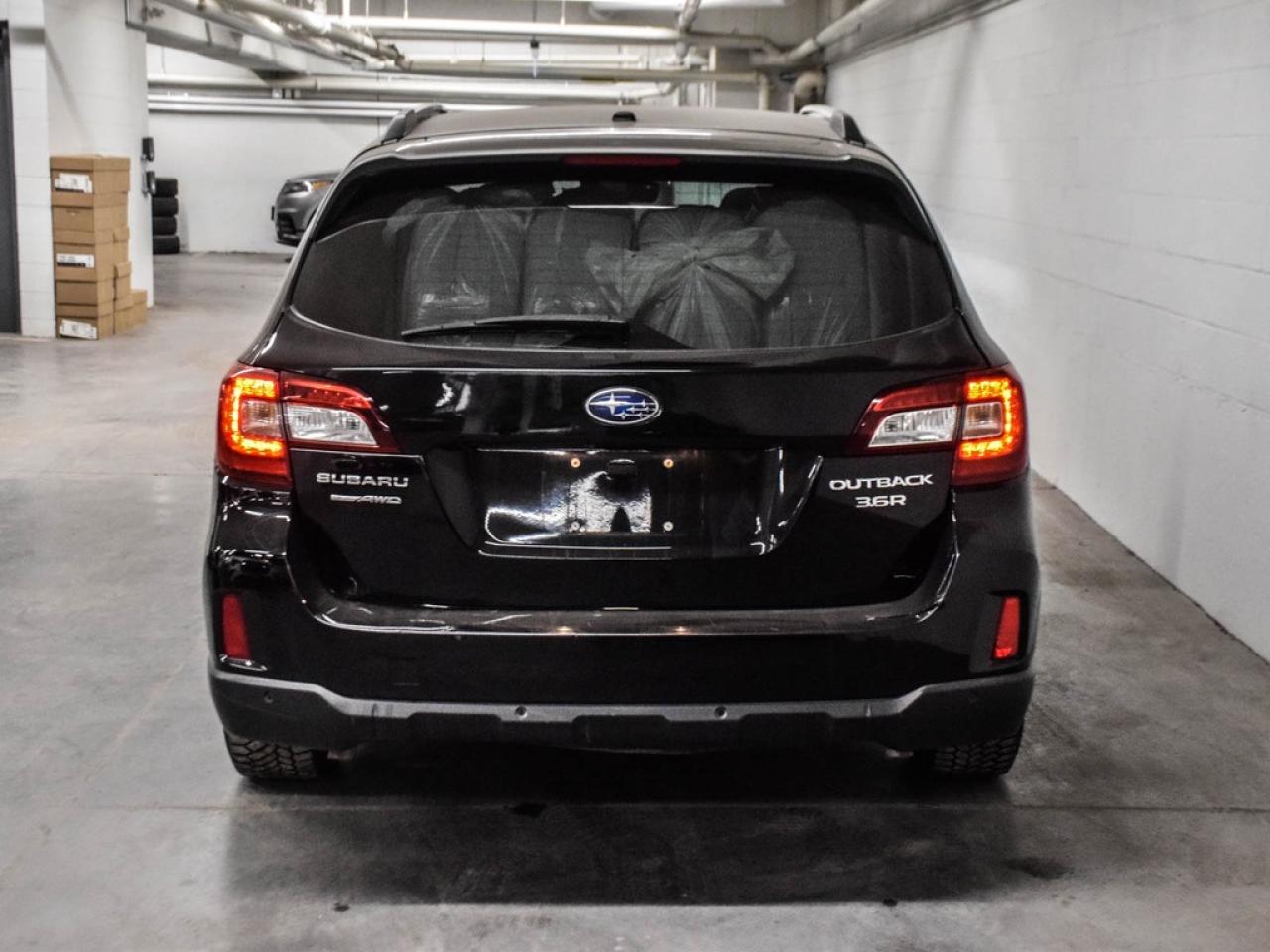 2017 Subaru Outback  Photo4