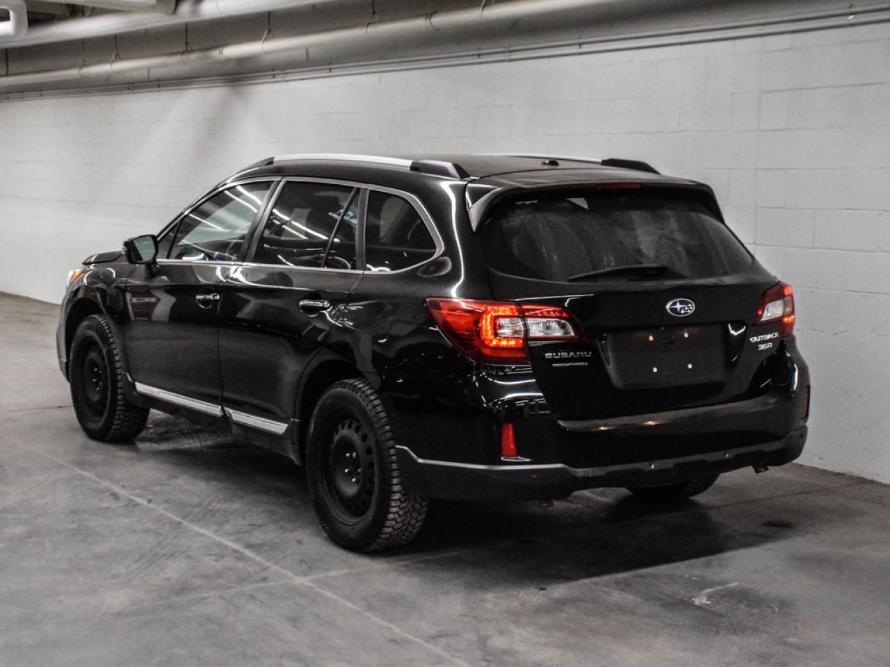 2017 Subaru Outback  Photo