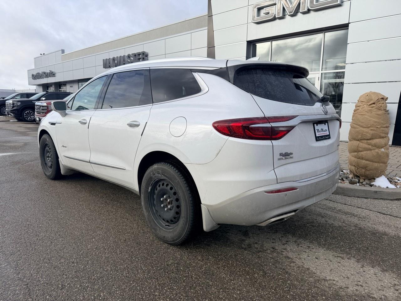 2018 Buick Enclave Avenir AWD Photo