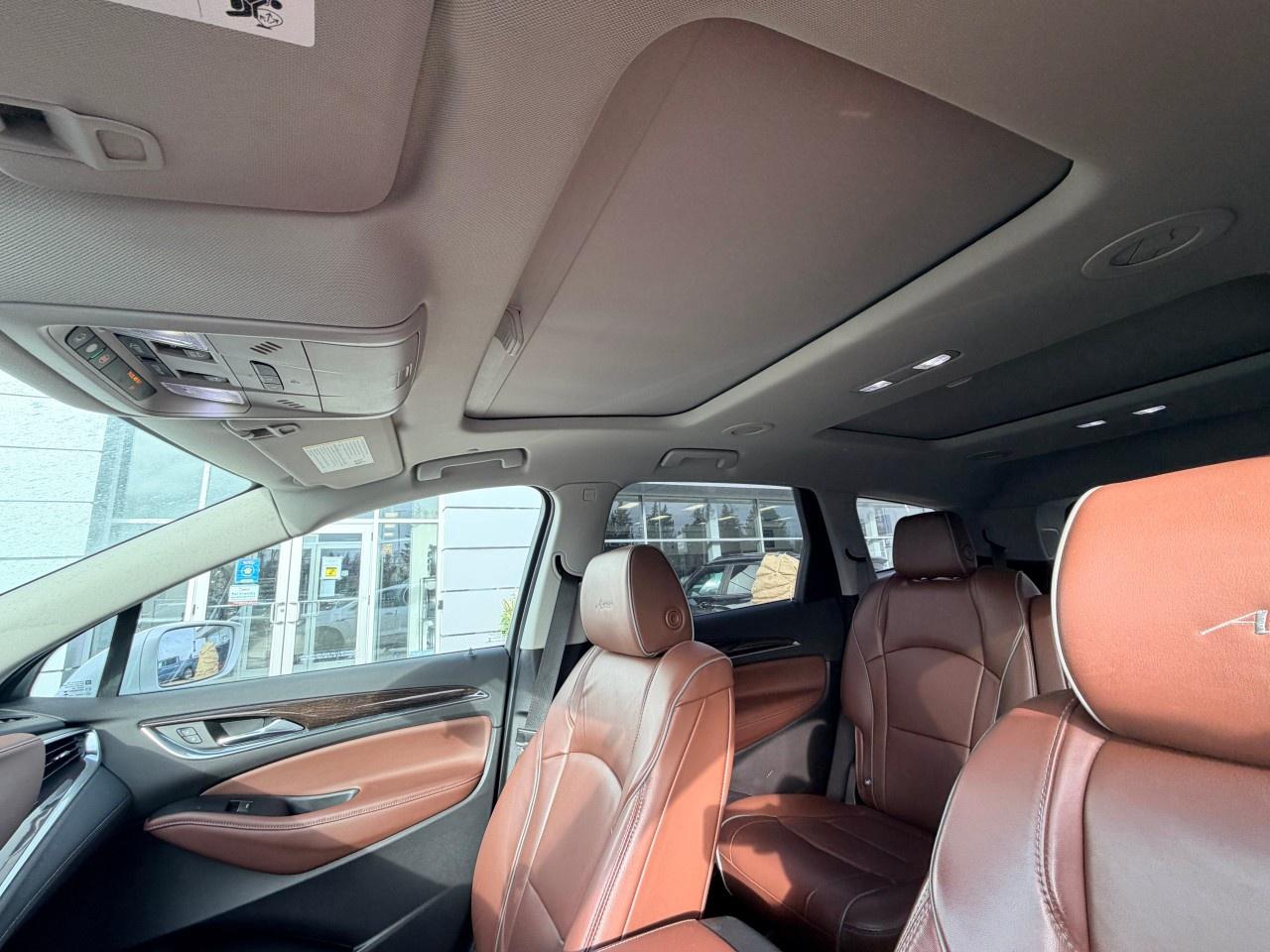 2018 Buick Enclave Avenir AWD Photo