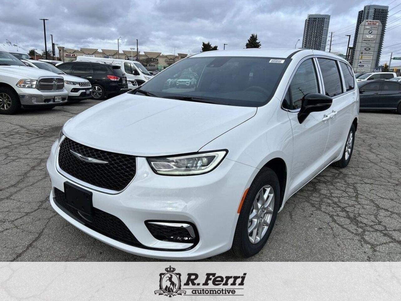 2026 Chrysler Pacifica Select Front-Wheel Drive Passenger Van Photo