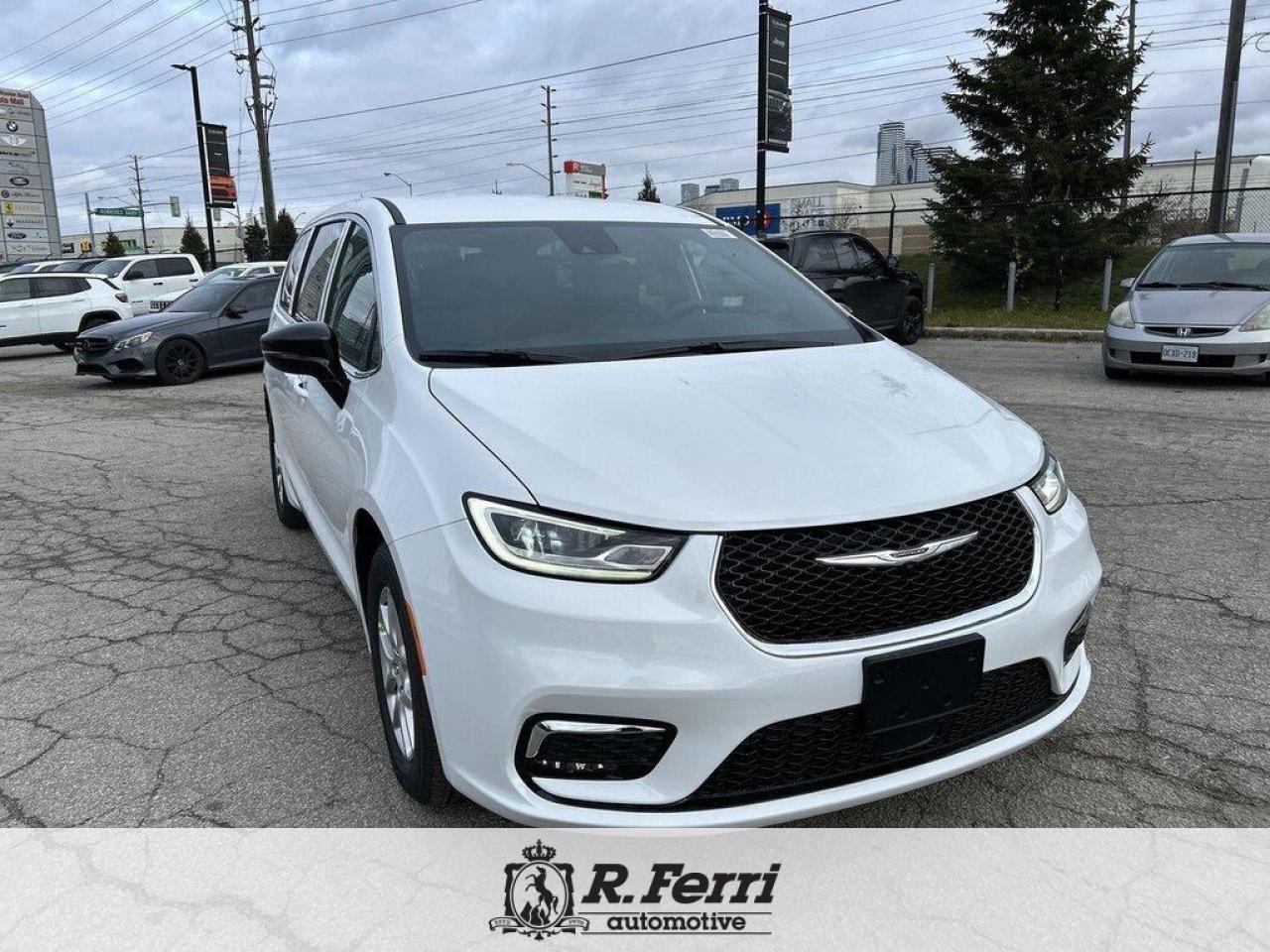 2026 Chrysler Pacifica Select Front-Wheel Drive Passenger Van Photo