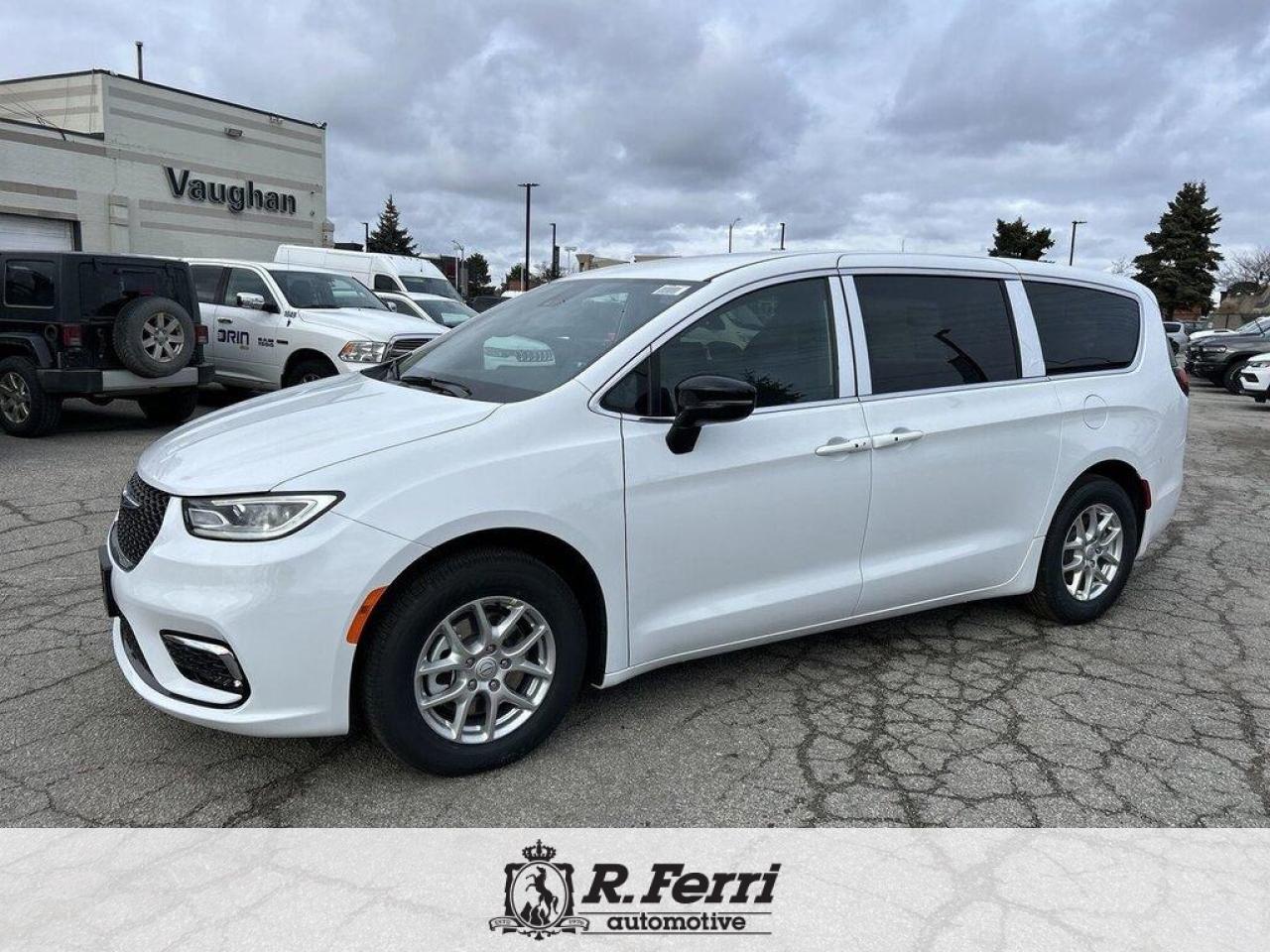 2026 Chrysler Pacifica Select Front-Wheel Drive Passenger Van Photo