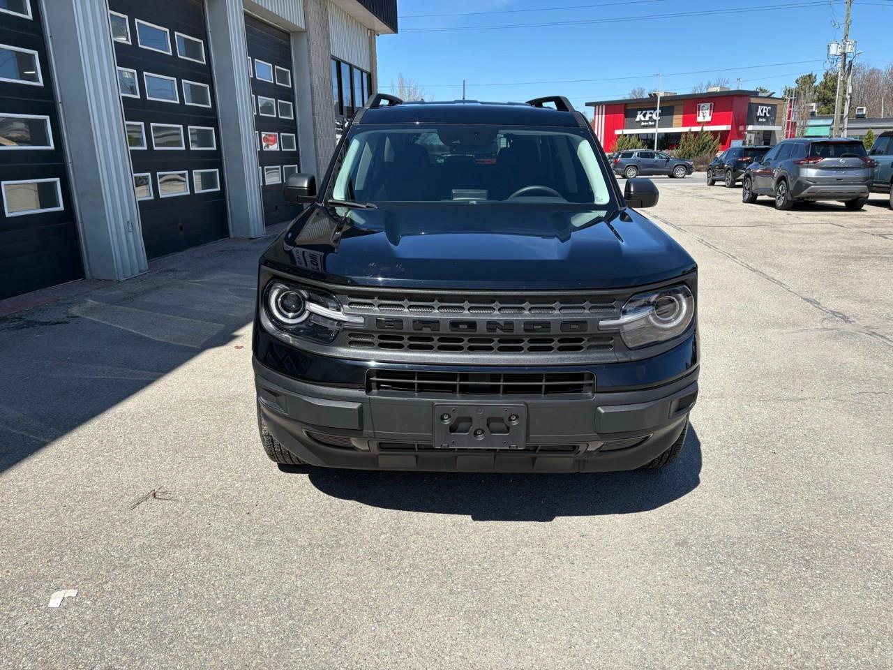 2023 Ford Bronco Sport Base 4dr 4x4 Photo2