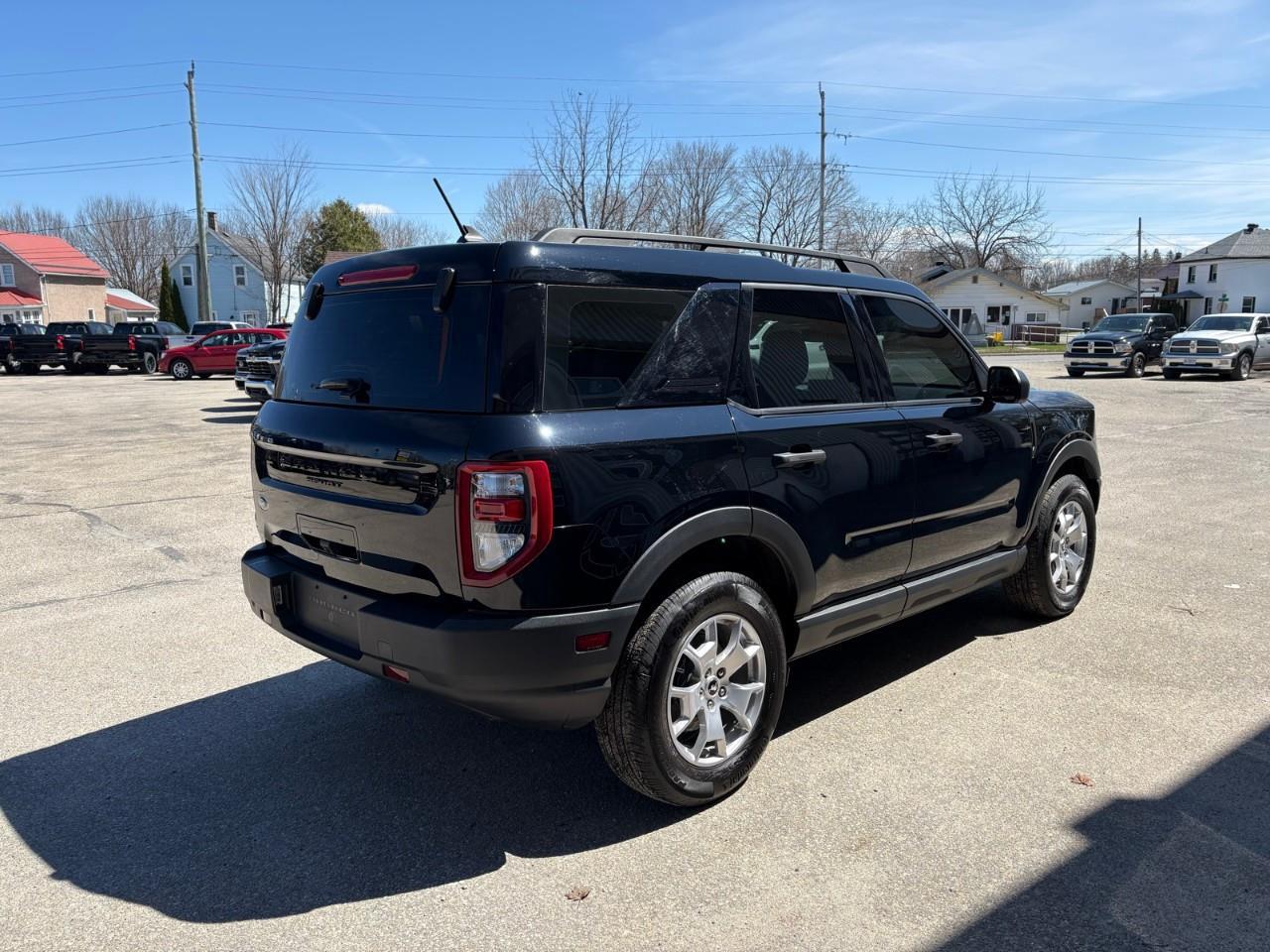 2023 Ford Bronco Sport Base 4dr 4x4 Photo