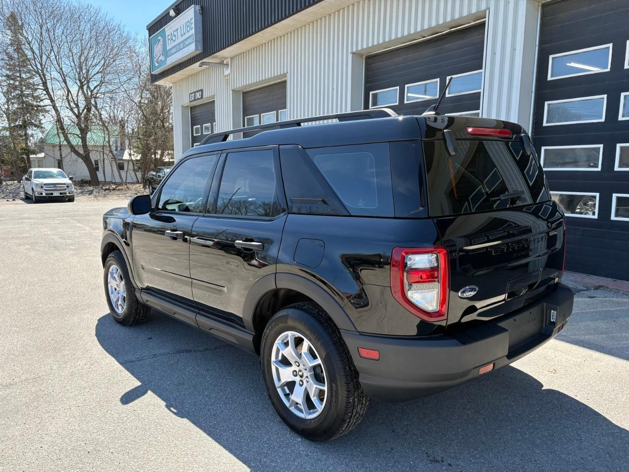 2023 Ford Bronco Sport Base 4dr 4x4 Photo